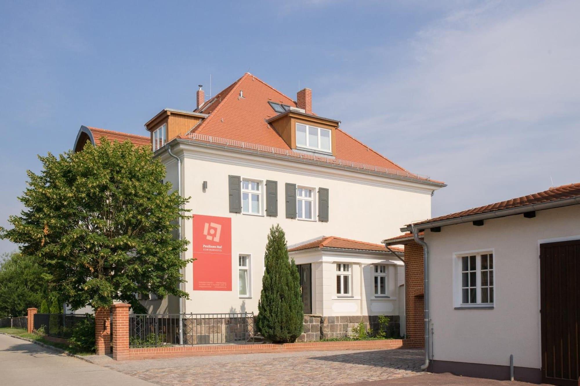 Vista Exterior Paulinenhof
