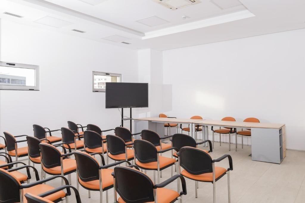 Sala de Reuniones Happy Day Hotel