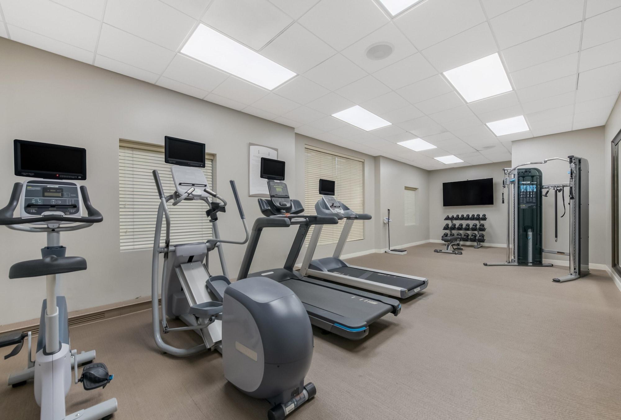 Gimnasio Staybridge Suites Chesapeake by IHG