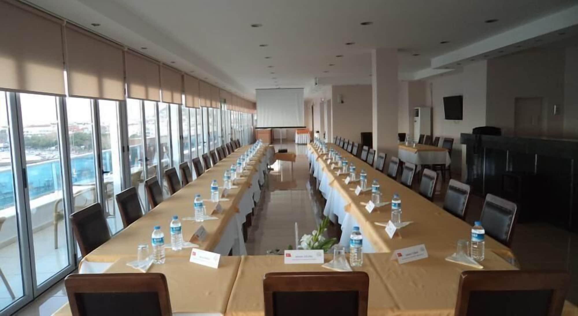 Sala de Reuniones Perla Otel