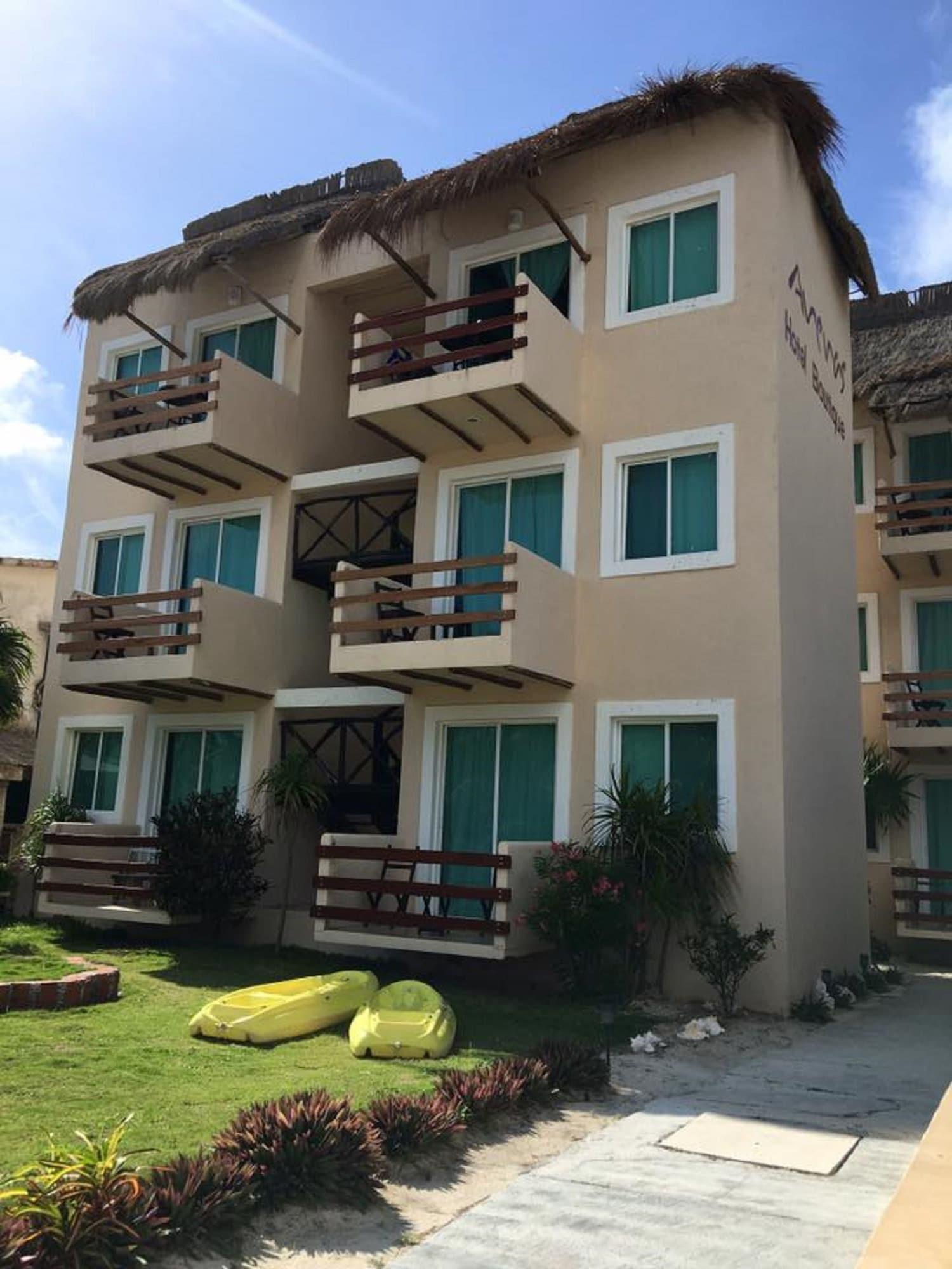 Vista Exterior Hotel Arenas