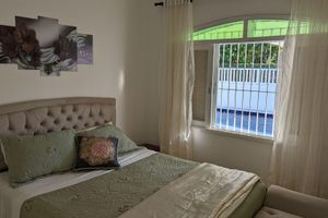 Alquiler Vacacional - Very spacious and comfortable home, with many varandas, pool on the beach block.
