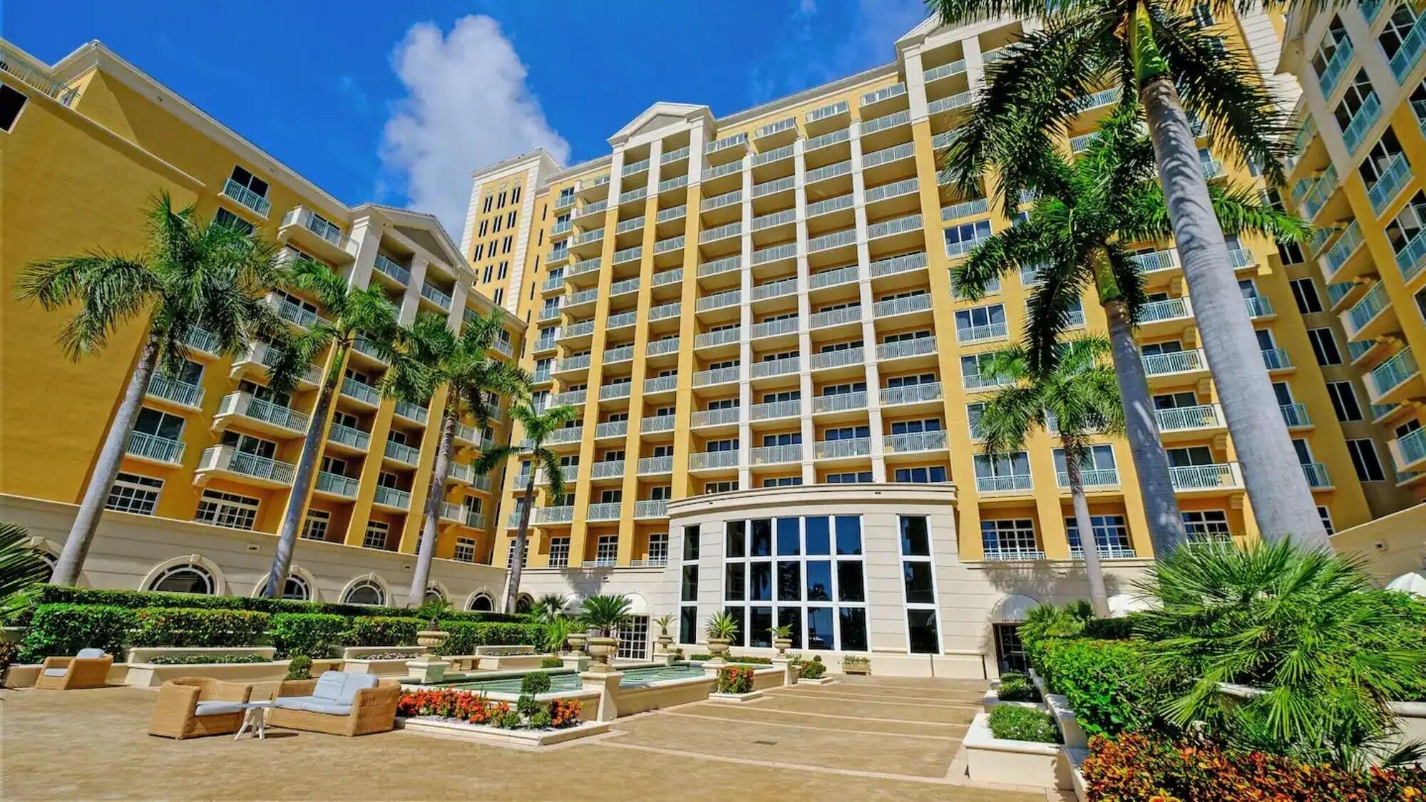 Vista Lobby Premier Condos Key Biscayne Getaway