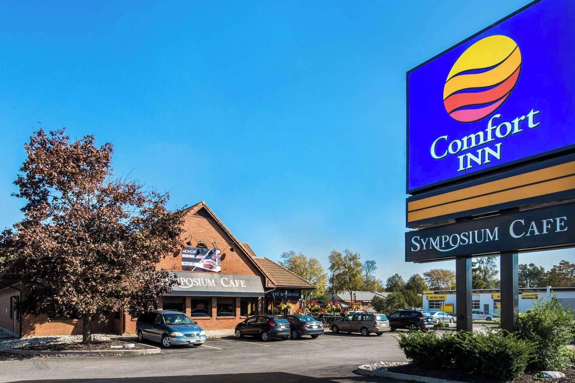 Varios Comfort Inn Brantford