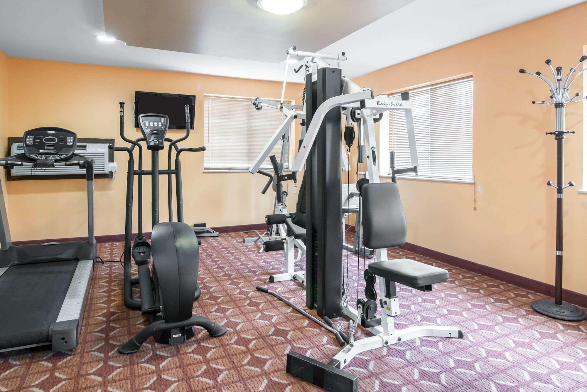 Gimnasio Rodeway Inn Towanda