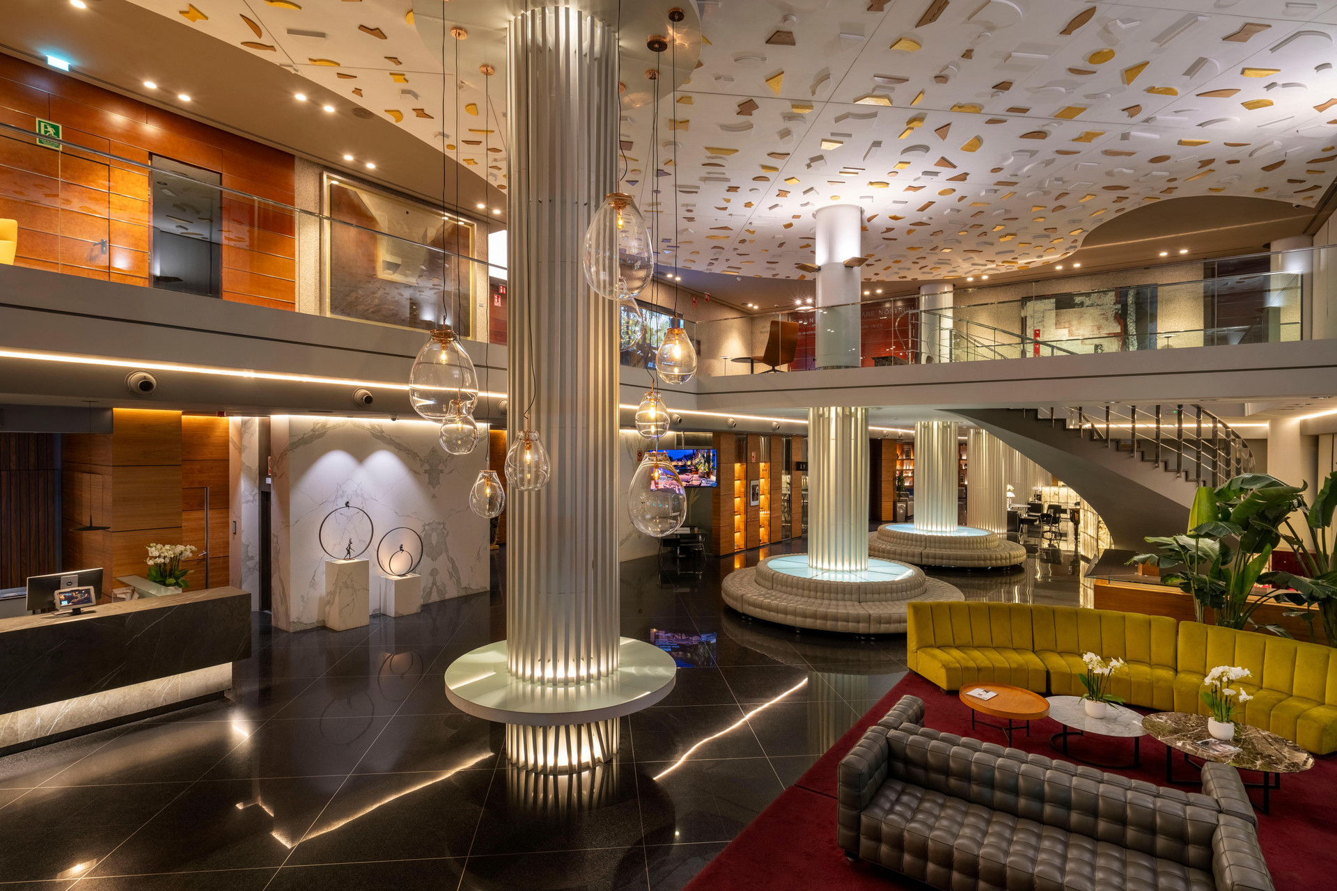 Vista Exterior SH Valencia Palace Hotel