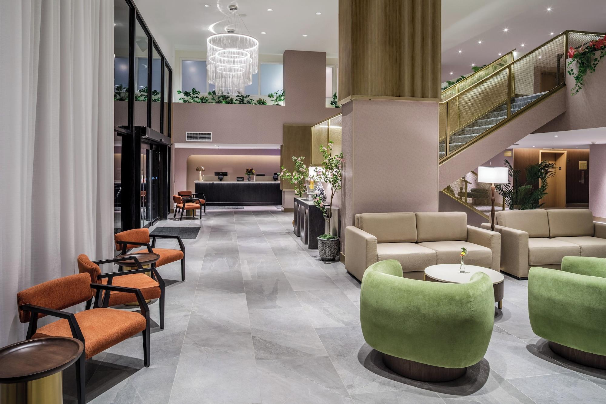 Vista Lobby DoubleTree by Hilton Laredo