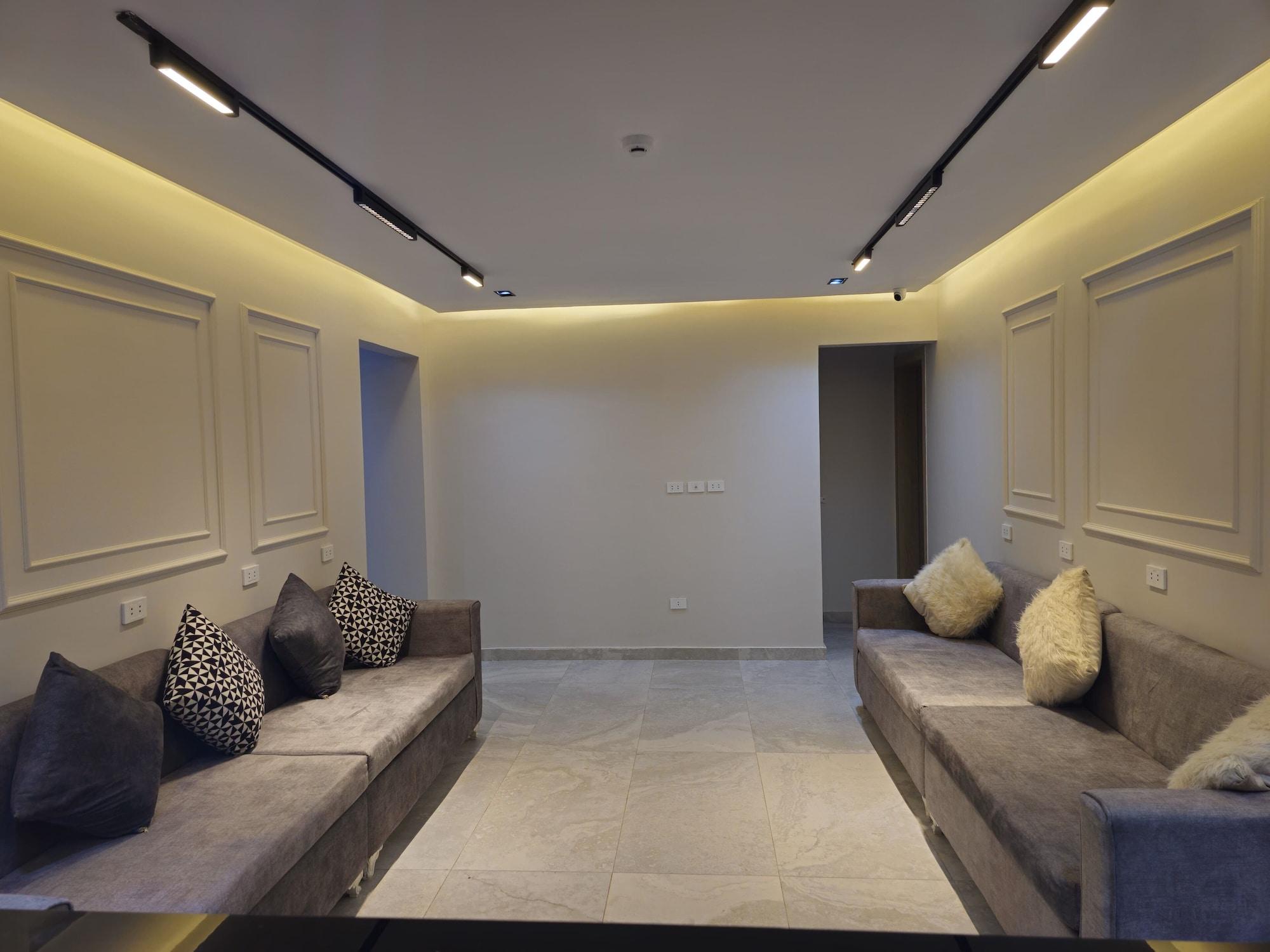 Vista Lobby Landmark Hostel Cairo