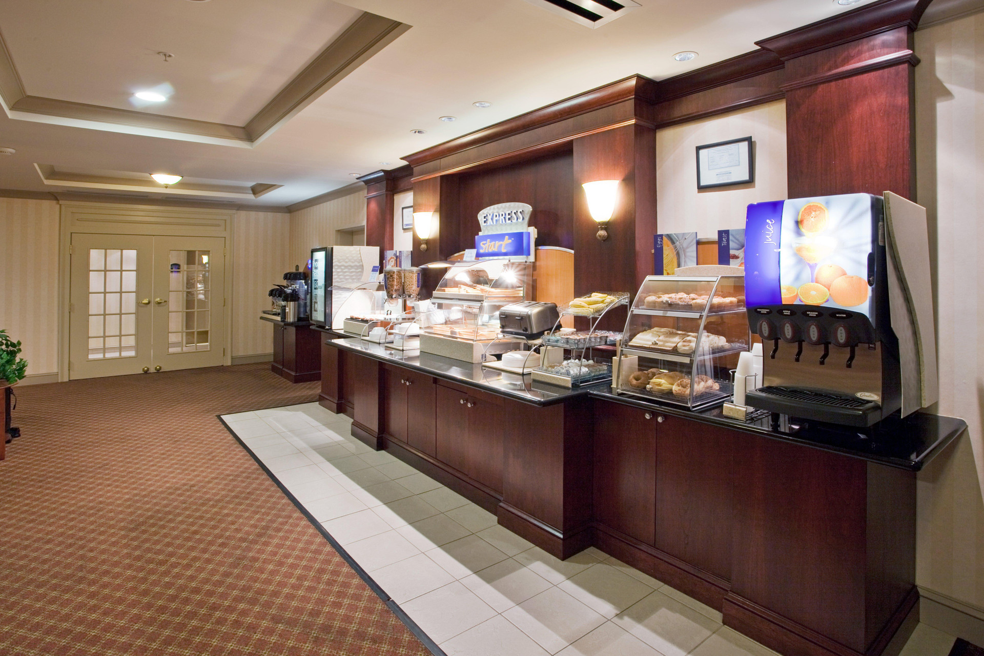 Restaurant Holiday Inn Express Suites Drums-Hazleton (I-80)