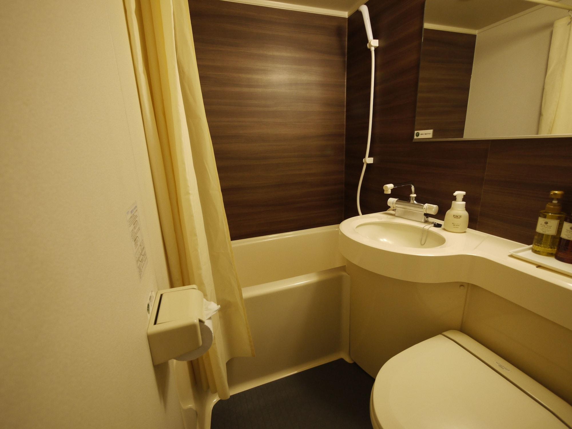 Equipamiento de Habitación Hotel Route-Inn Tokyo Ikebukuro