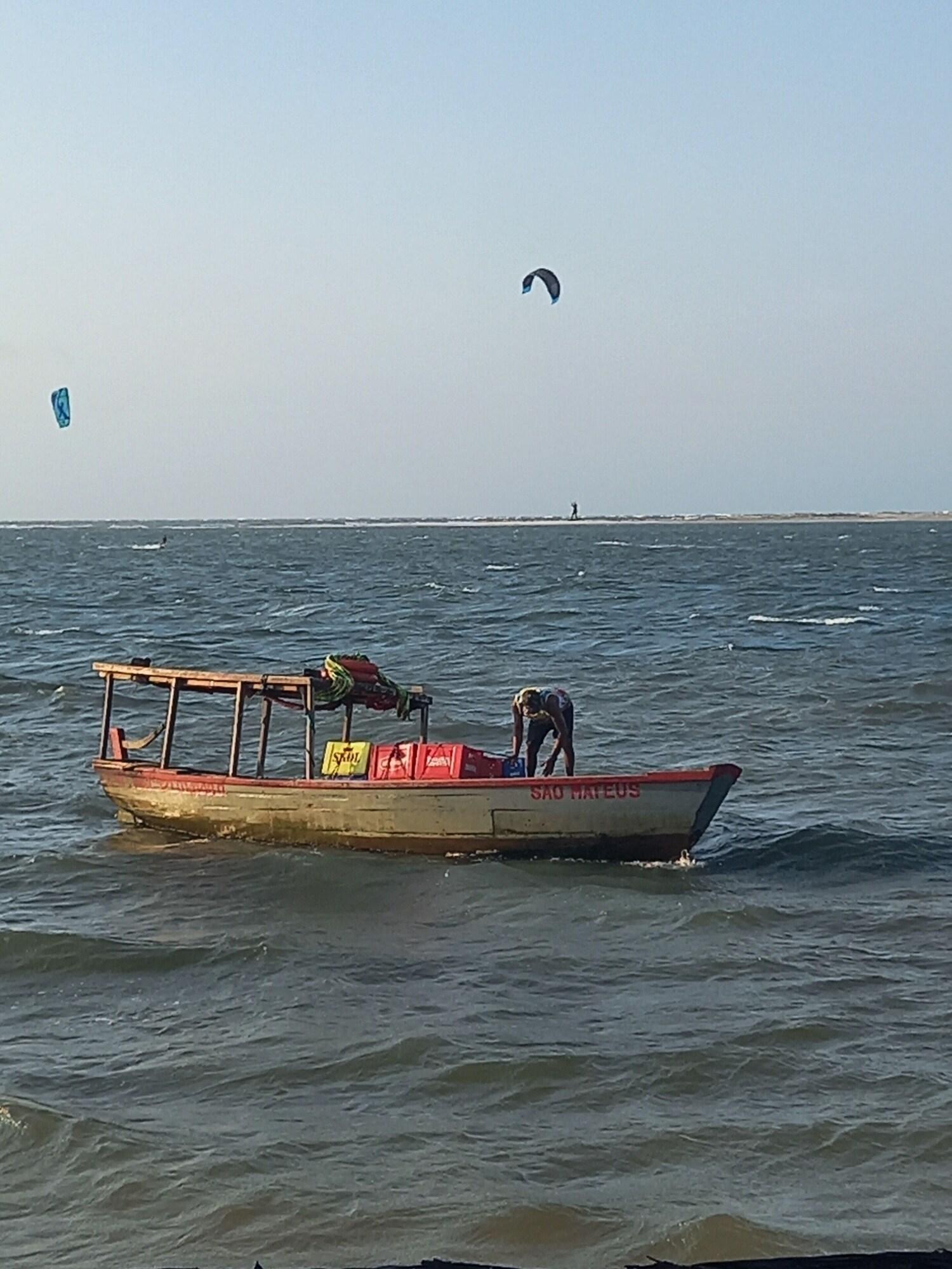 Bar/Salón Orla Atins