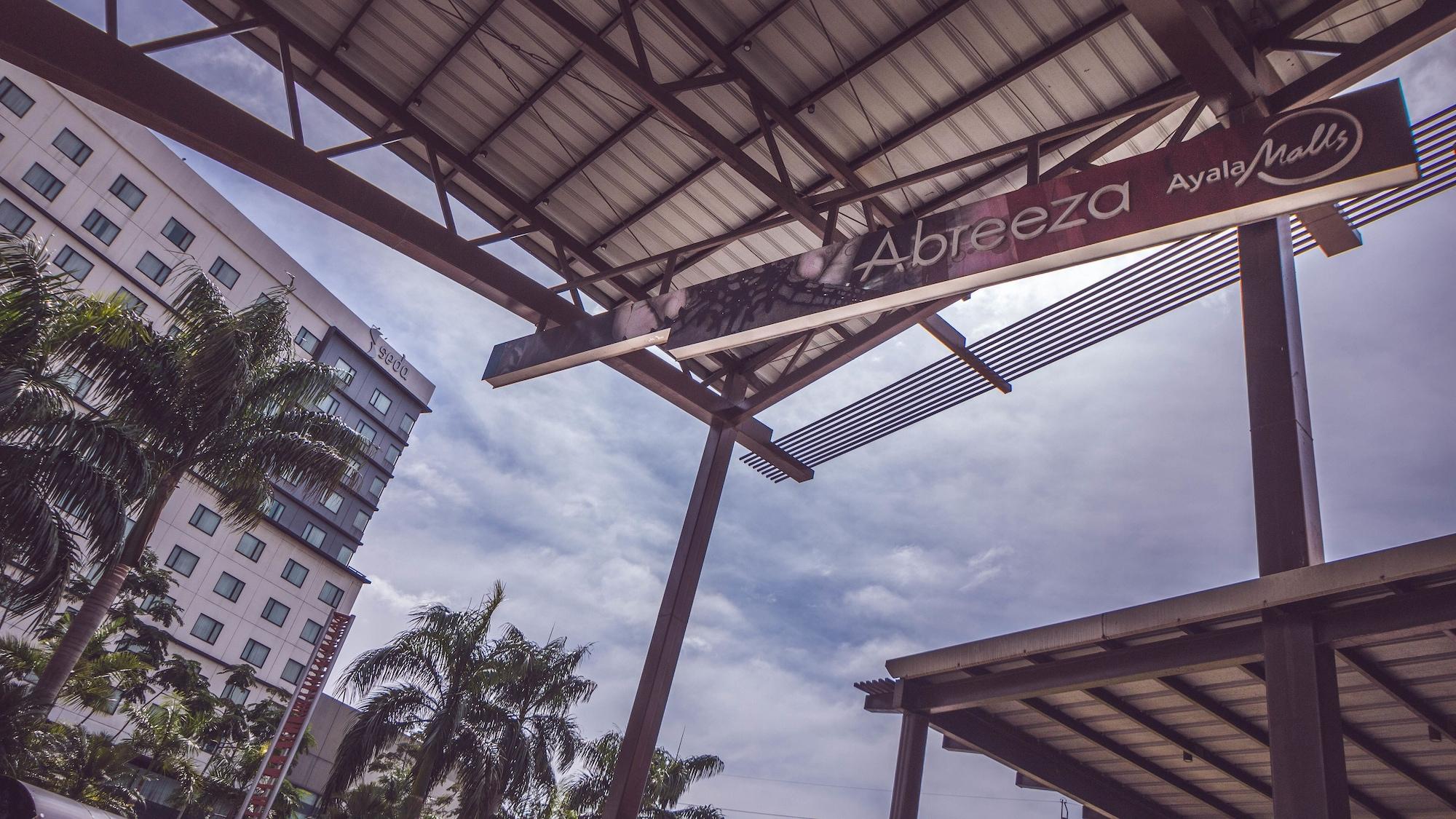 Vista Exterior Seda Abreeza Davao