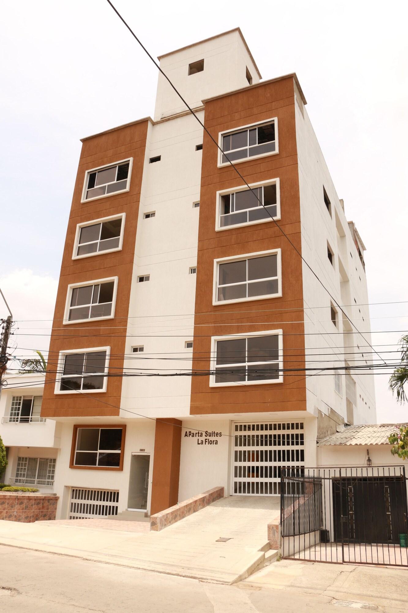 Vista Exterior Apartasuites La Flora