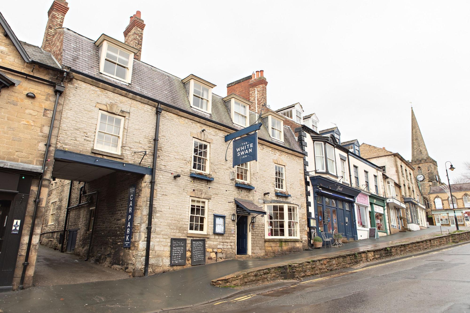 Vista Exterior The White Swan Inn