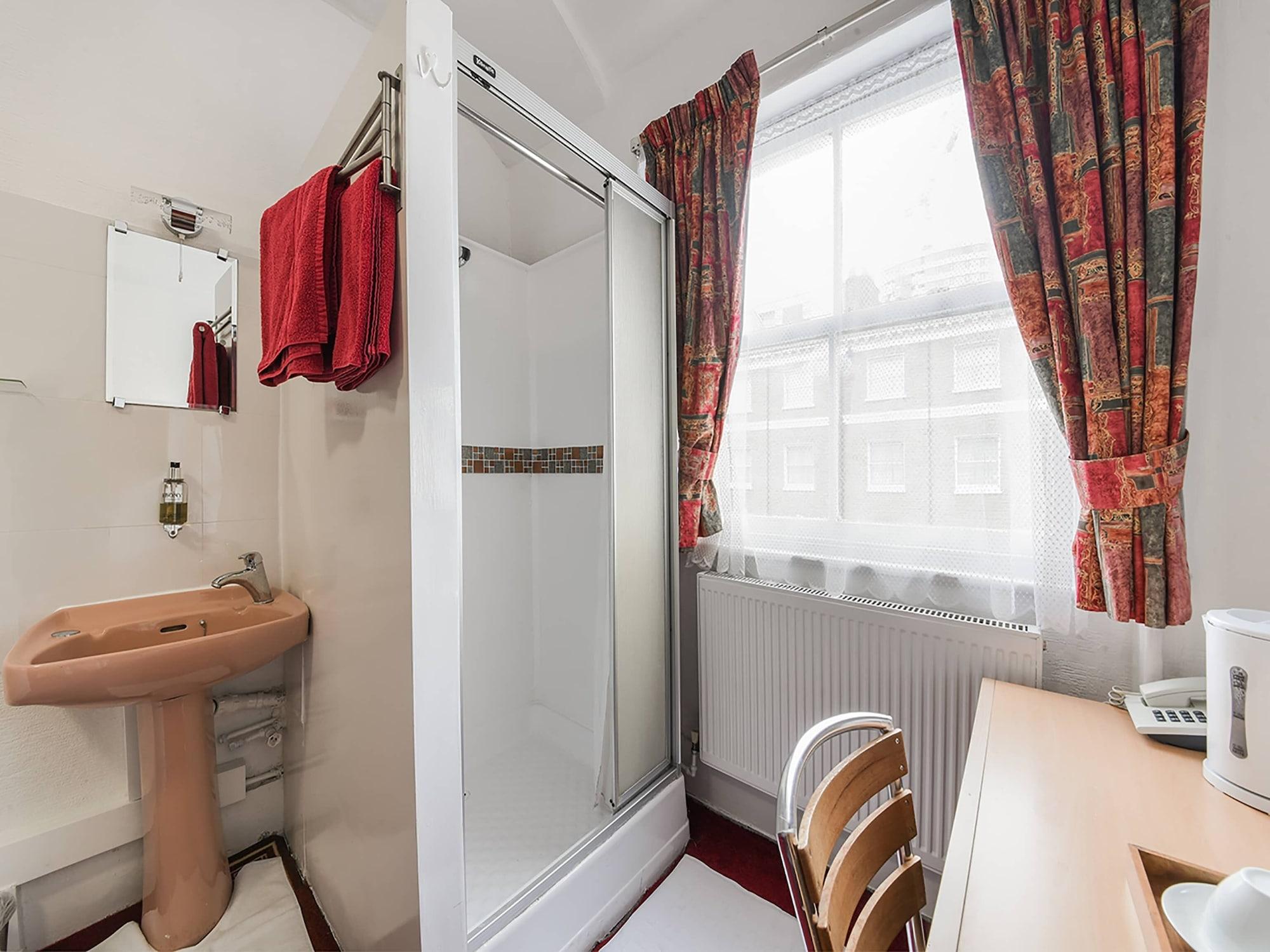 Habitación Holiday City Ltd