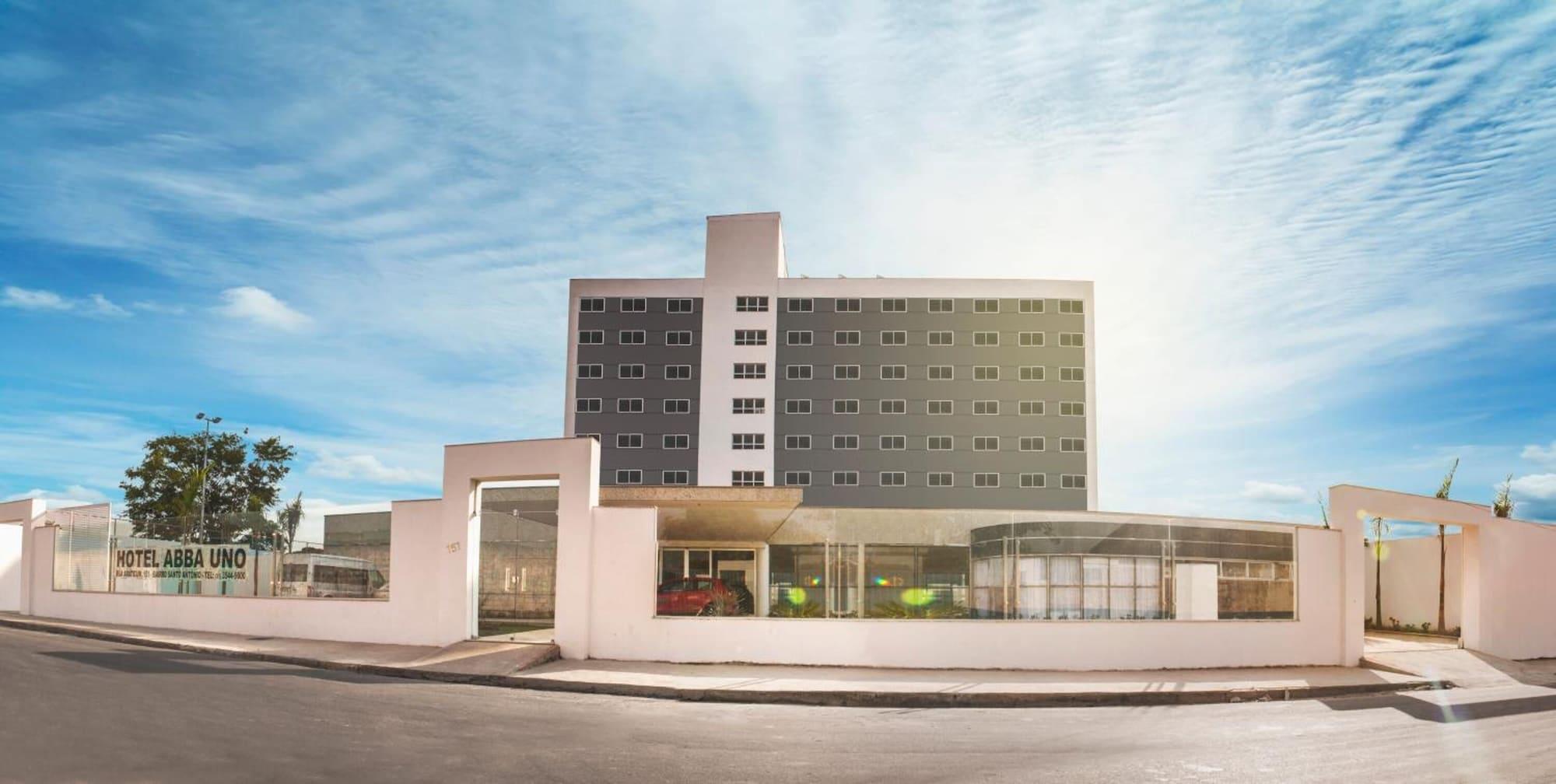 Vista Exterior Hotel Abba Uno