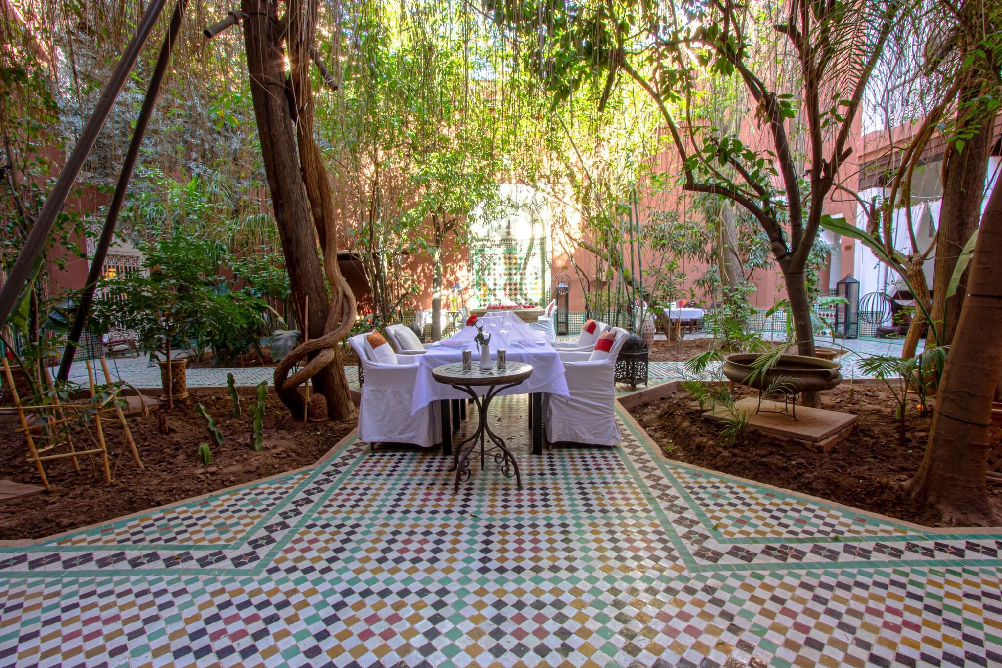 Vista Lobby Riad Kaiss by Anika