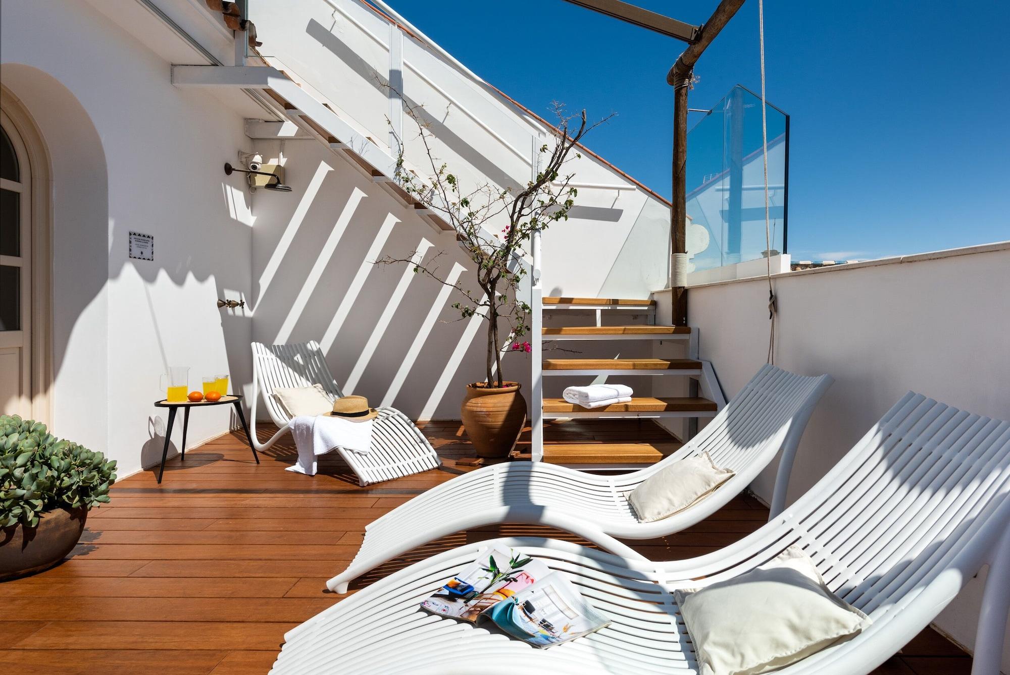Varios CH Apartments Rooftop Terrace