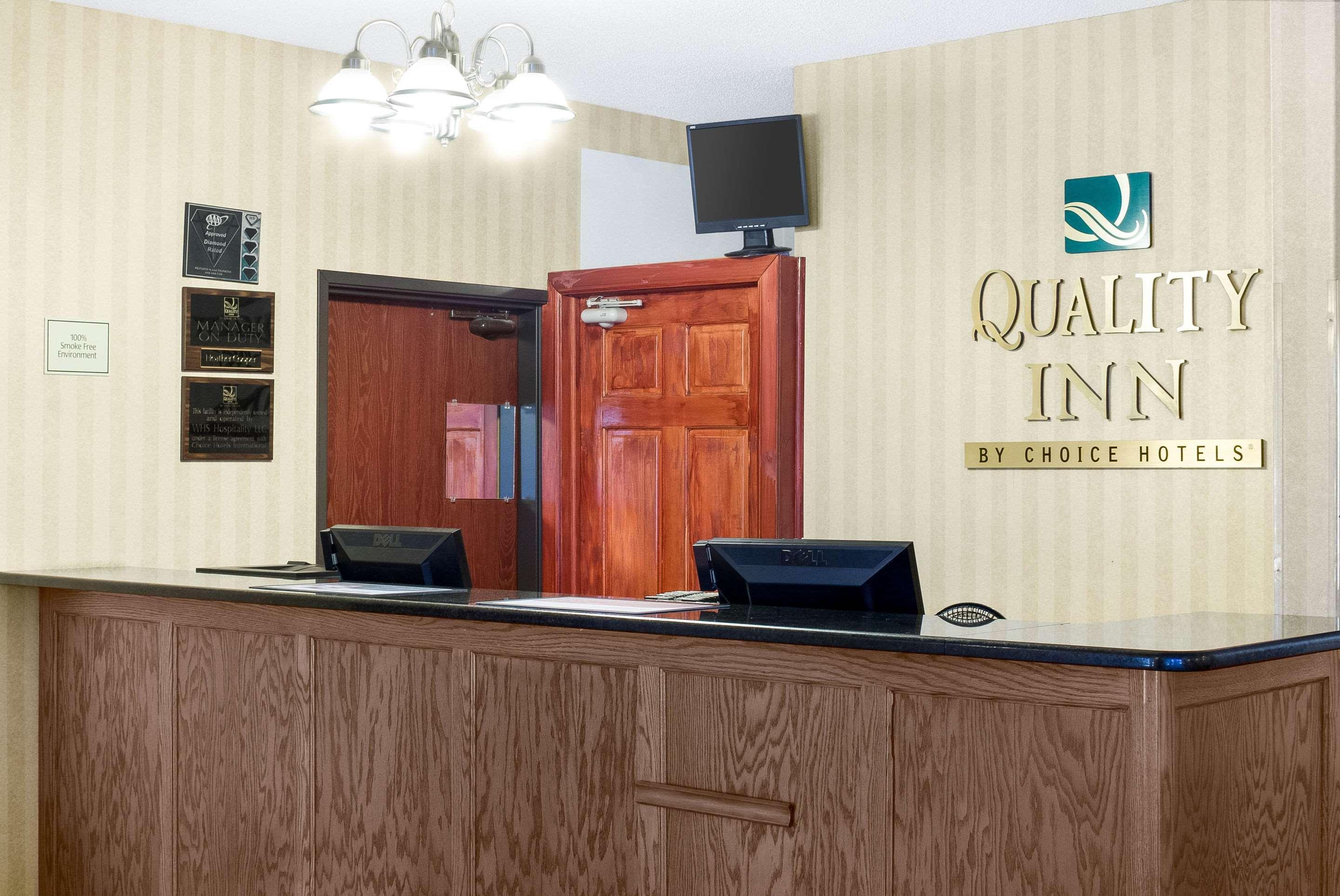 Vista Lobby Quality Inn Bemidji