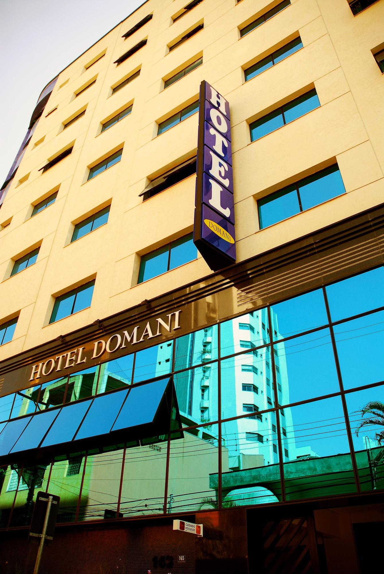 Vista Exterior Hotel Domani