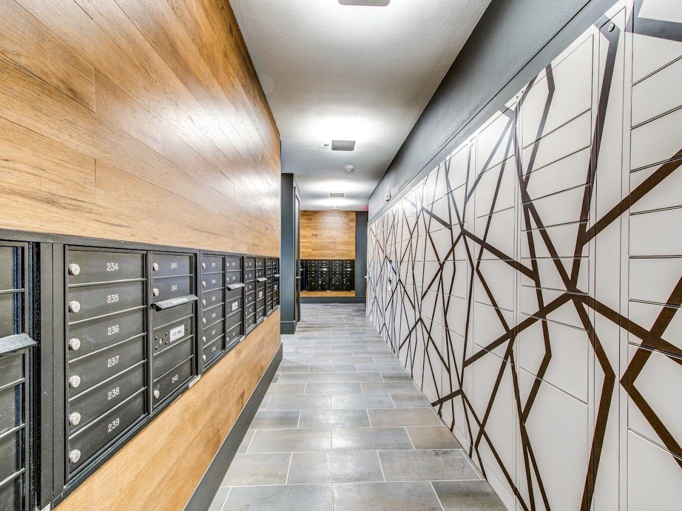 Vista Lobby Best stay in Austin