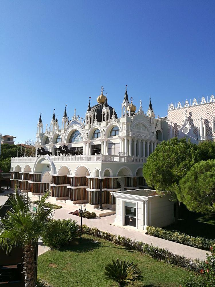 Vista Exterior Venezia Palace Deluxe Resort Hotel - All Inclusive