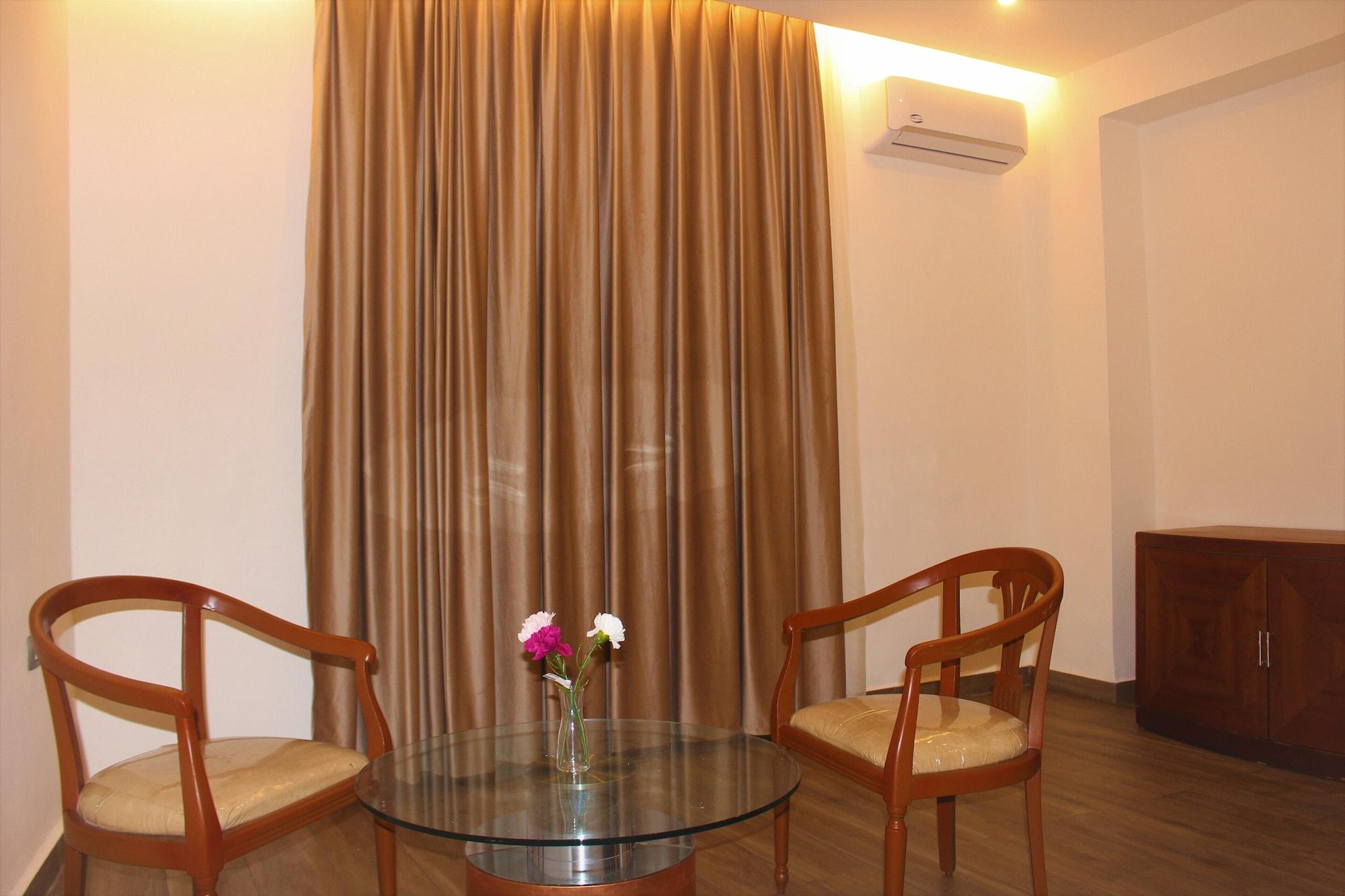 Comodidades del Alojamiento New MerryLand Hotel