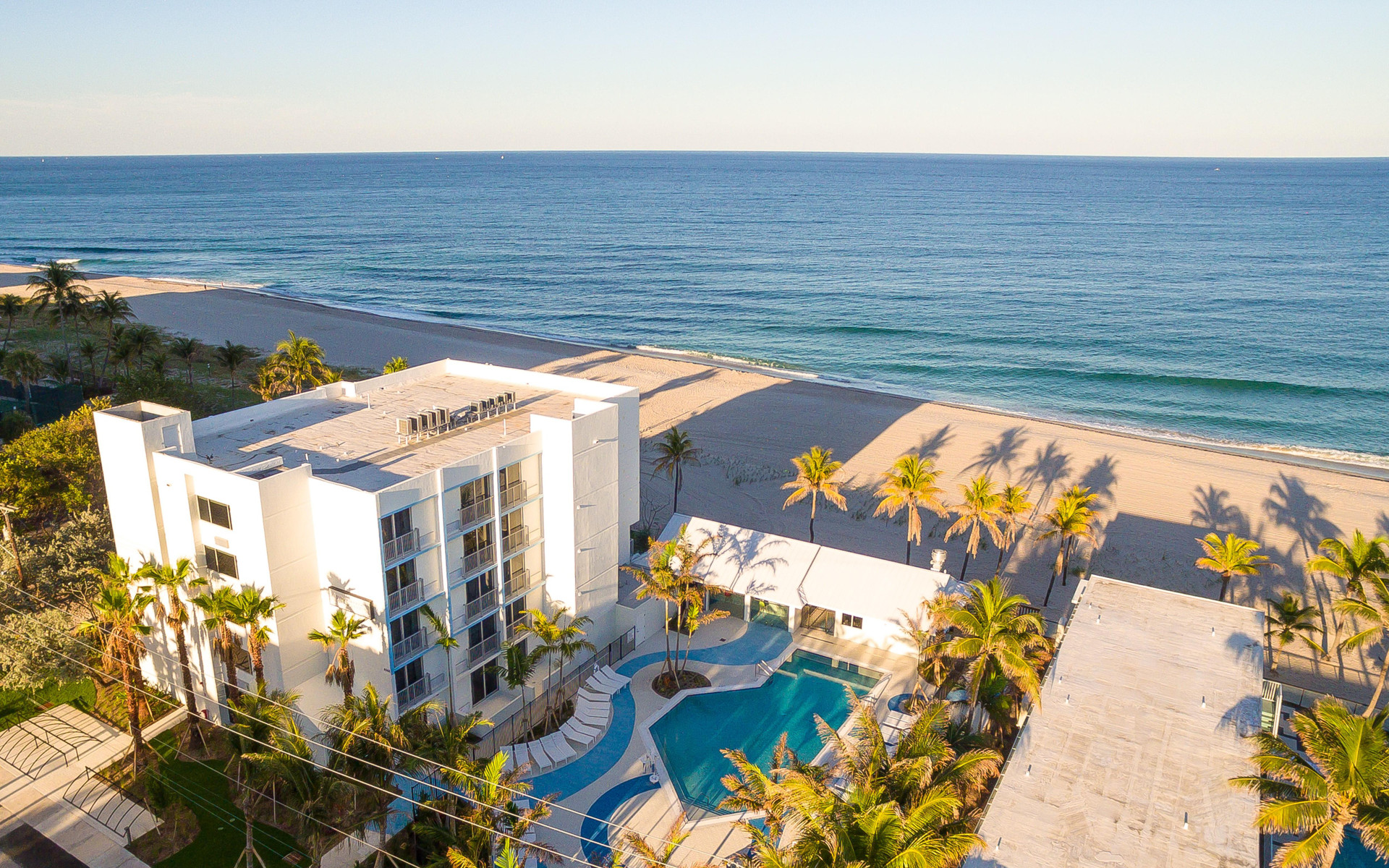 Vista Exterior Plunge Beach Resort