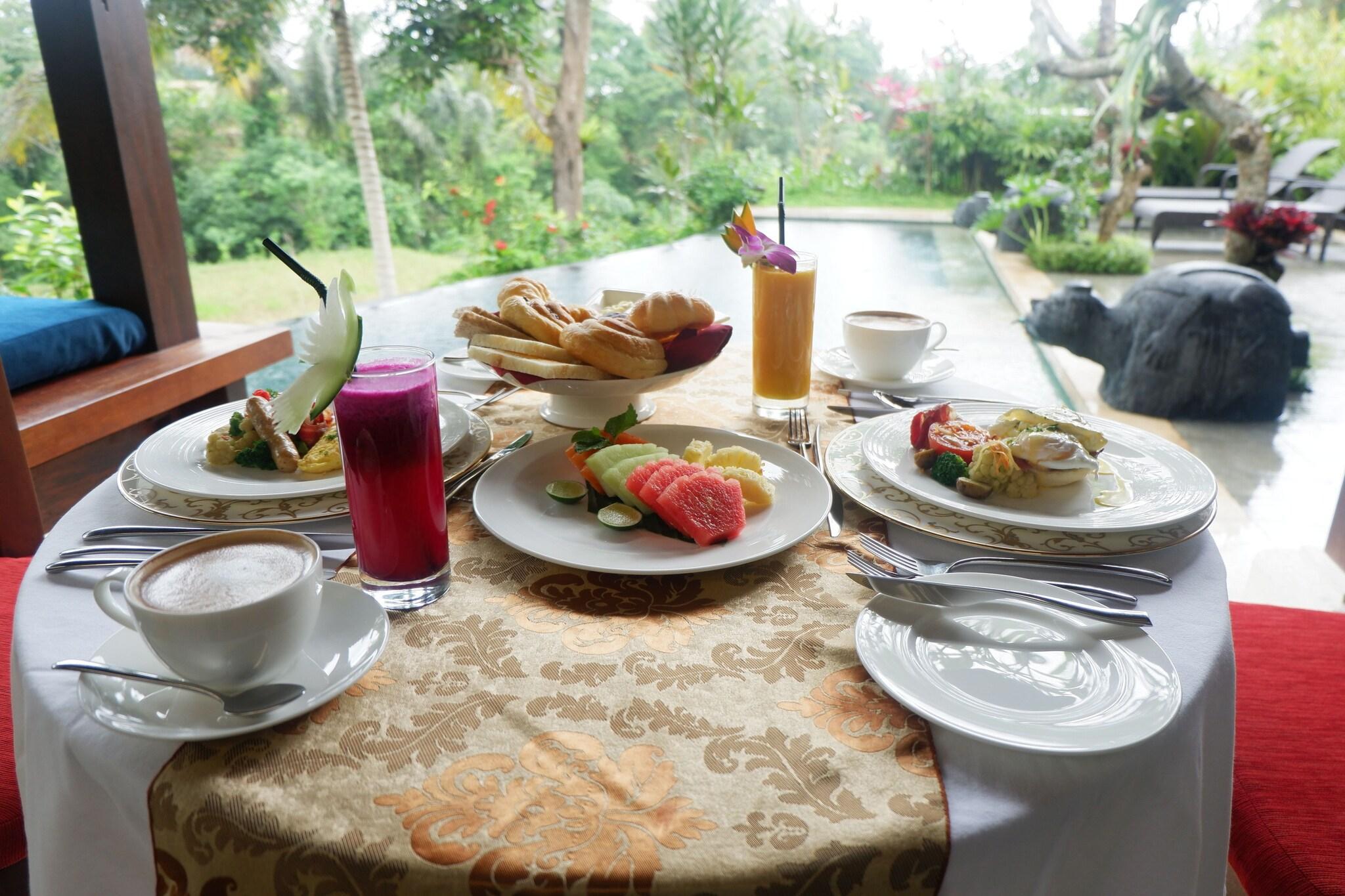 Restaurant Dwaraka The Royal Villas