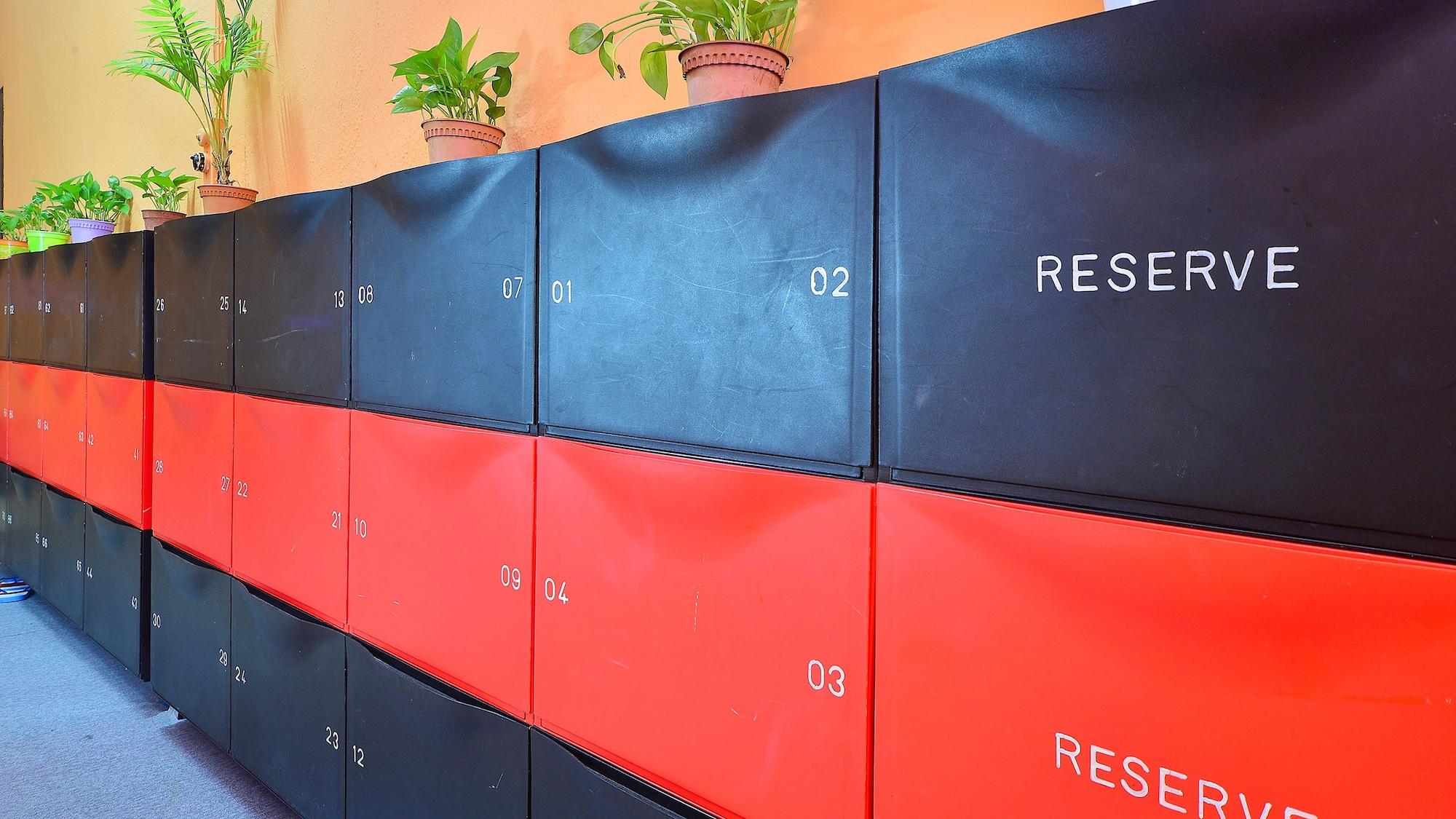 Vista Exterior River City Inn - Hostel