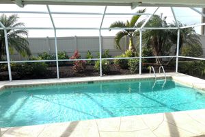 Alquiler Vacacional - Exclusive Fort Meyers home in gated golf community close to beaches!
