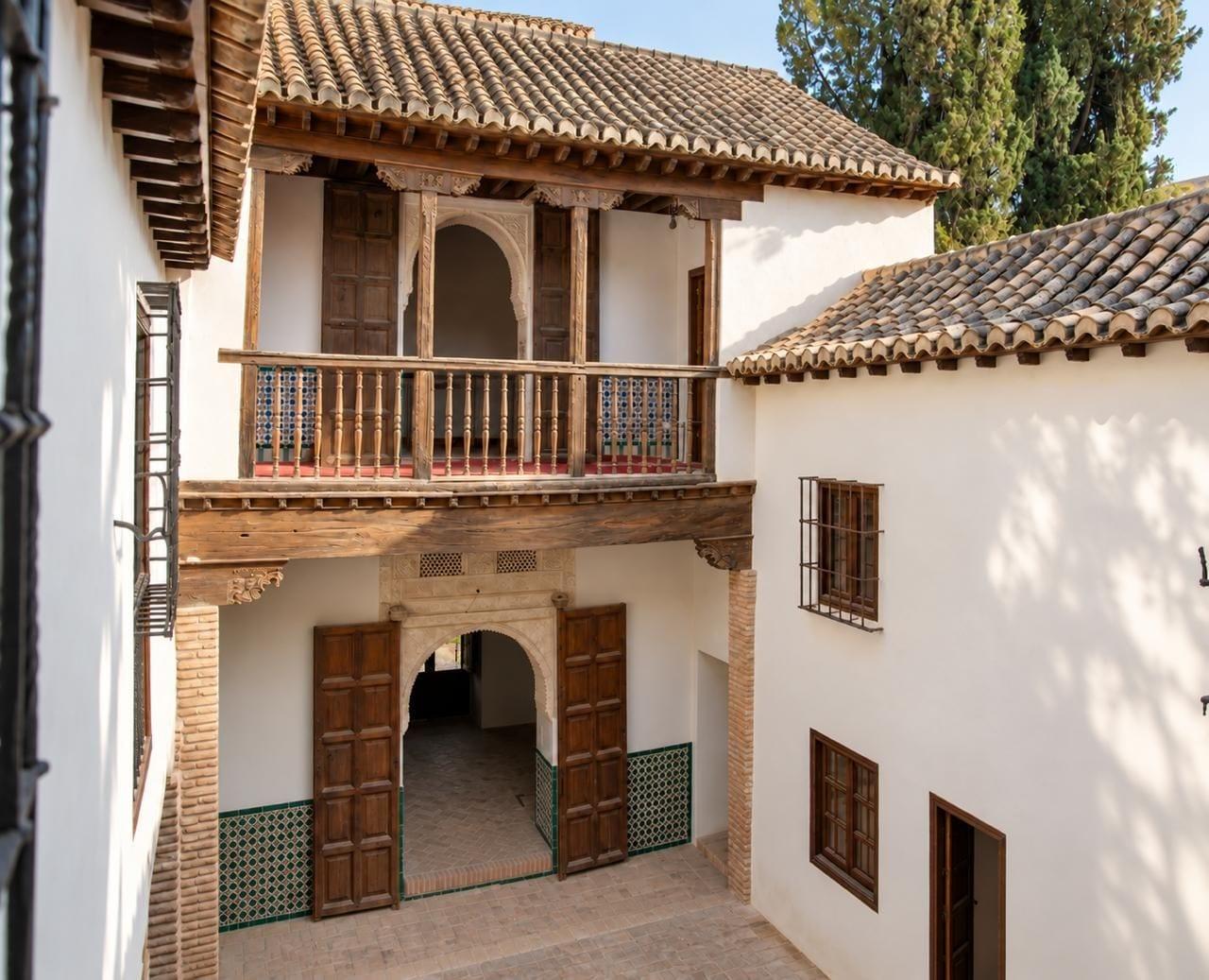 Vista Exterior YANGUAS NAZARI PALACE