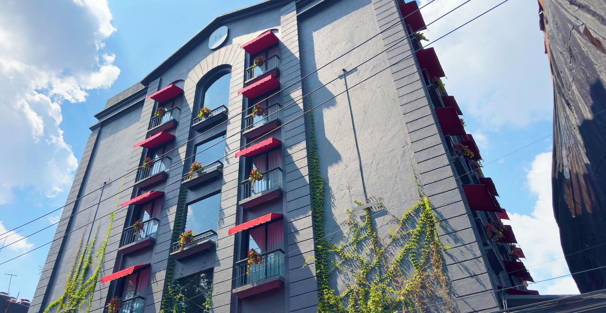 Vista Exterior Hive Nápoles By G Hotels