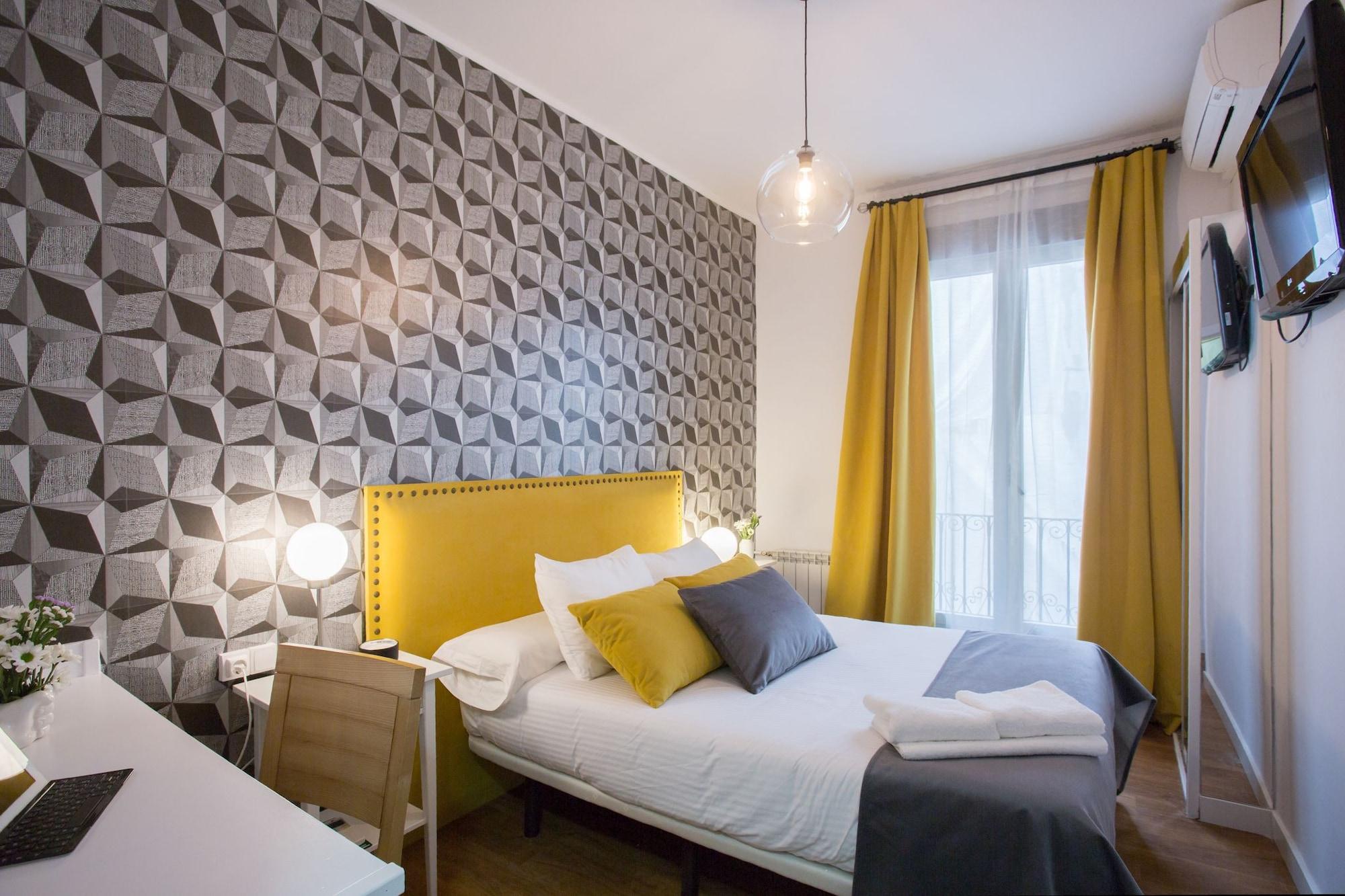 Varios HA San Mateo Suites