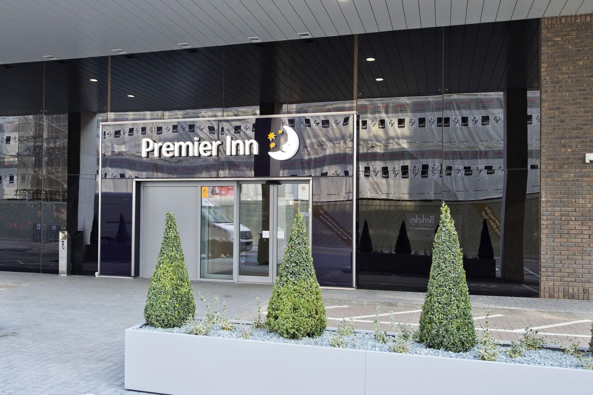 Varios Premier Inn London Chiswick