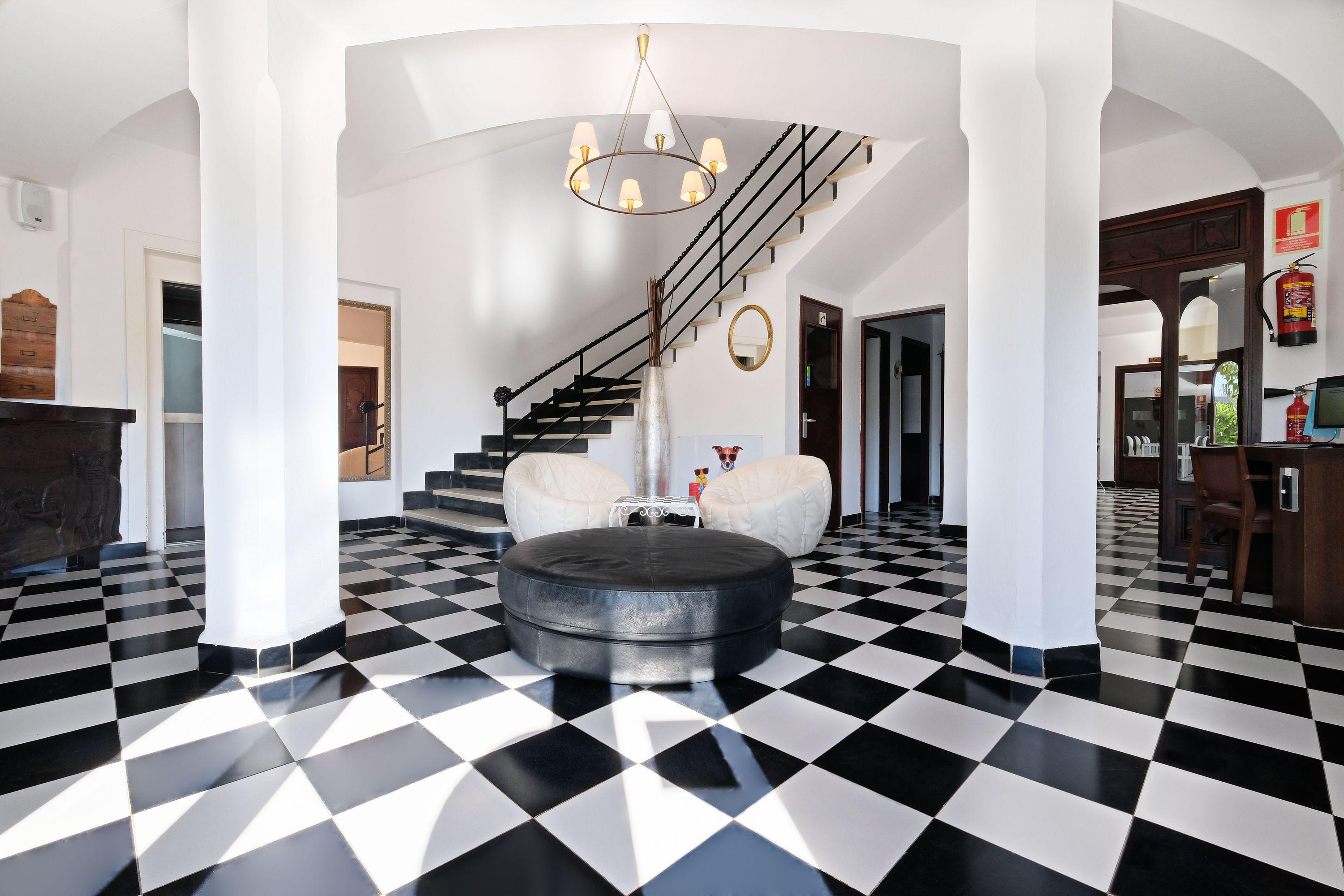 Vista Lobby Azuline Hotel Galfi