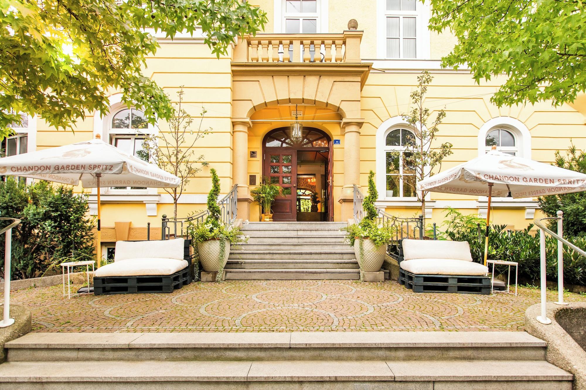 Varios Boutique Hotel Krone München