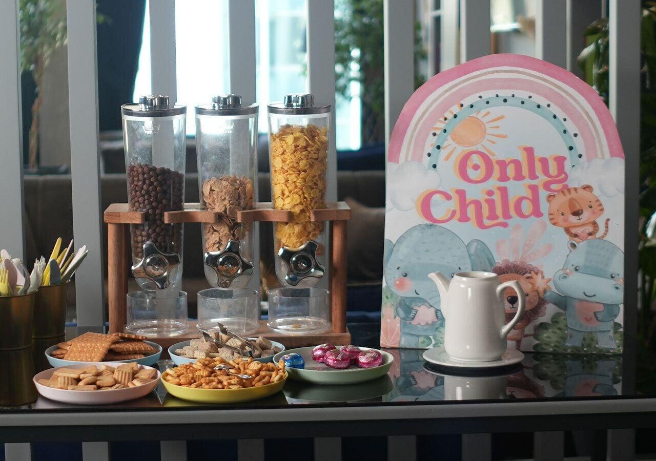 Restaurant The Wings Hotels Neva Palas