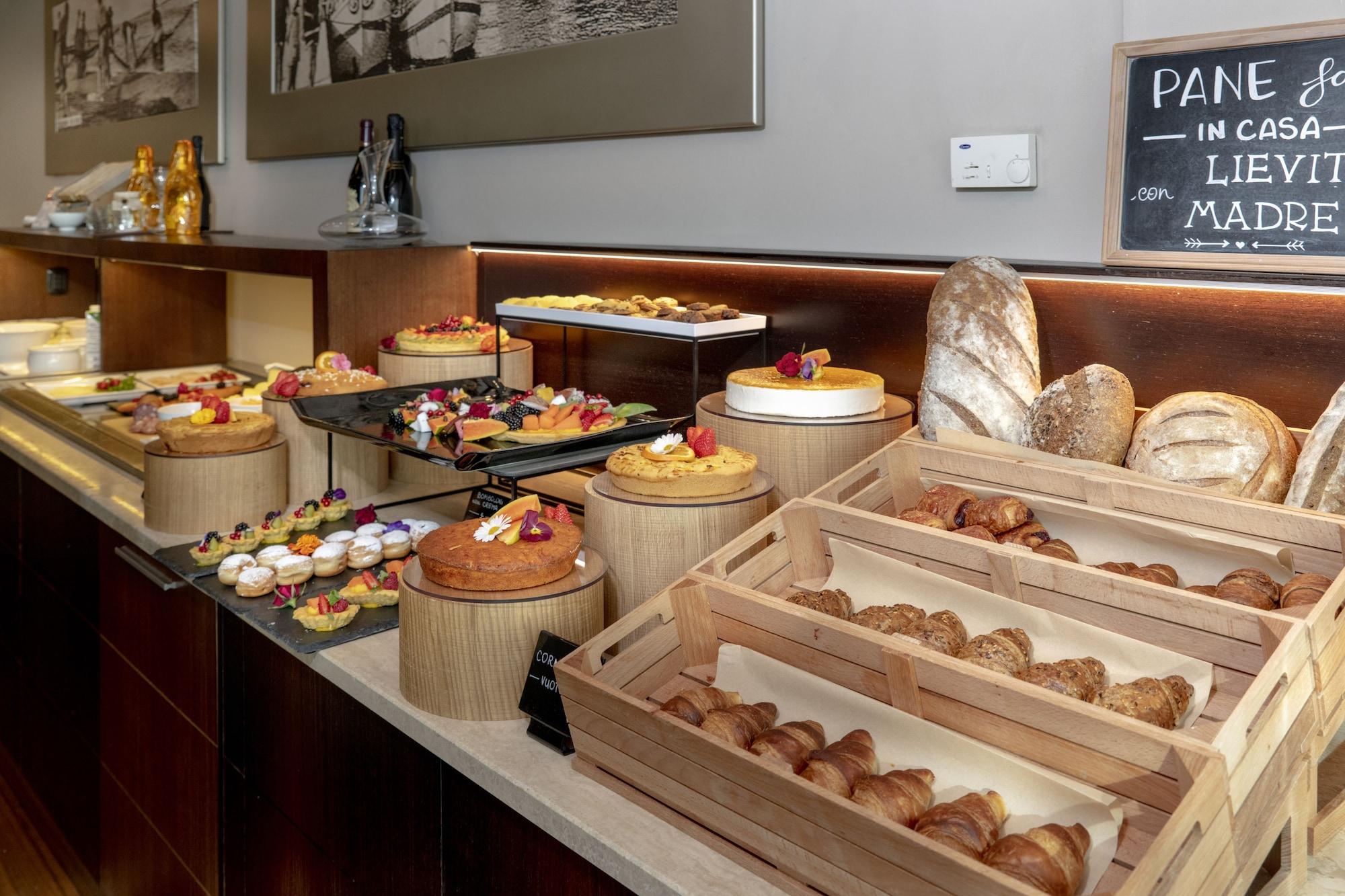 Restaurant Hotel Select Suites & Spa / Apartments