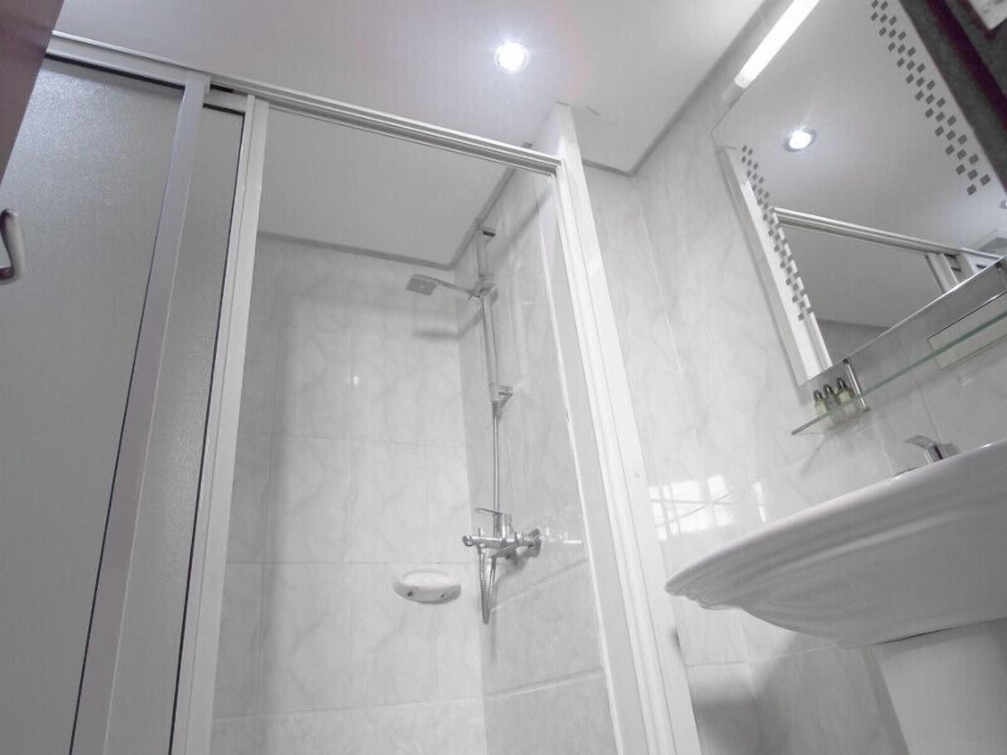 Equipamiento de Habitación Hôtel La Rose Blanche Korhogo