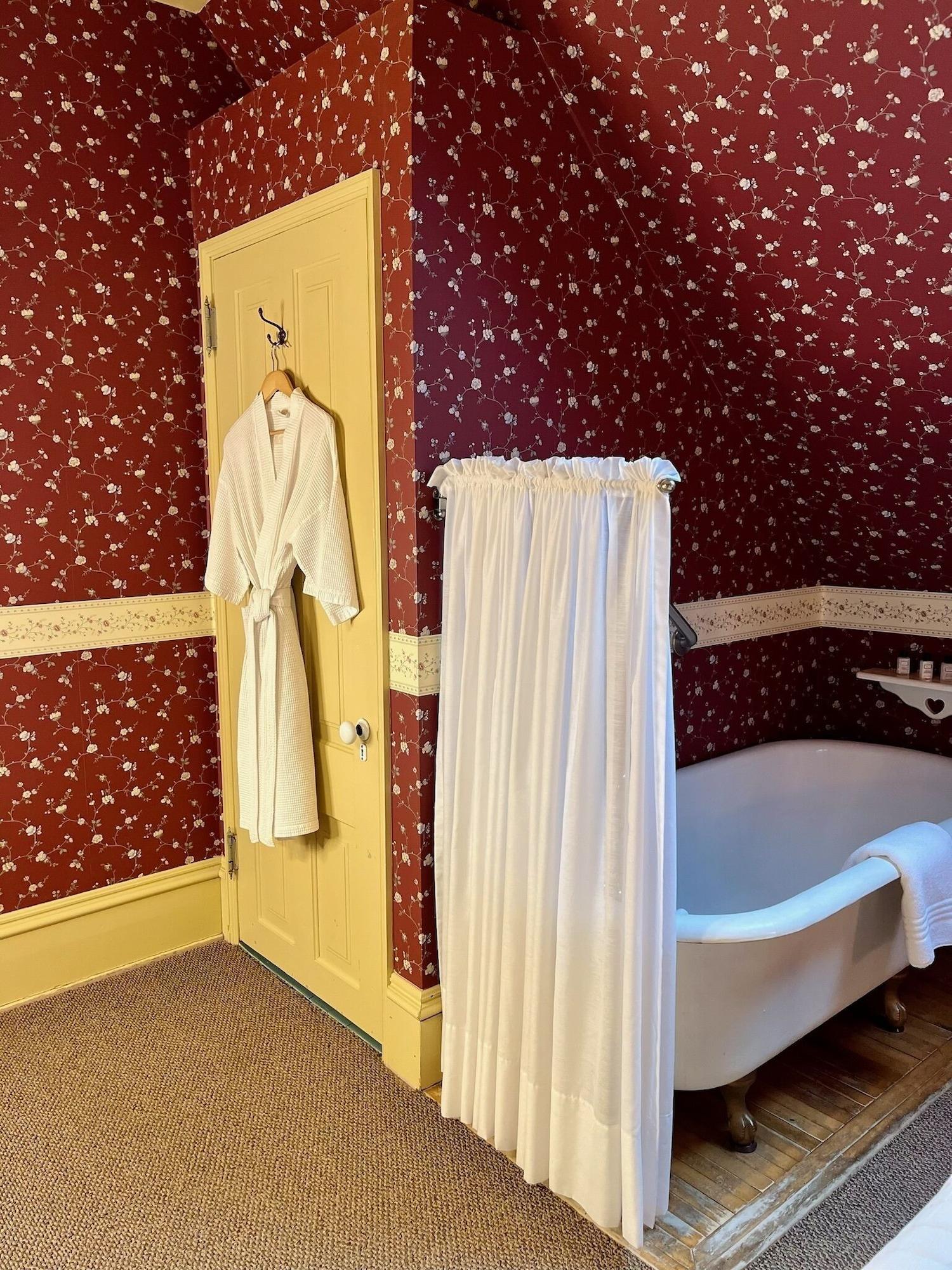 Equipamiento de Habitación Ludington House B&B