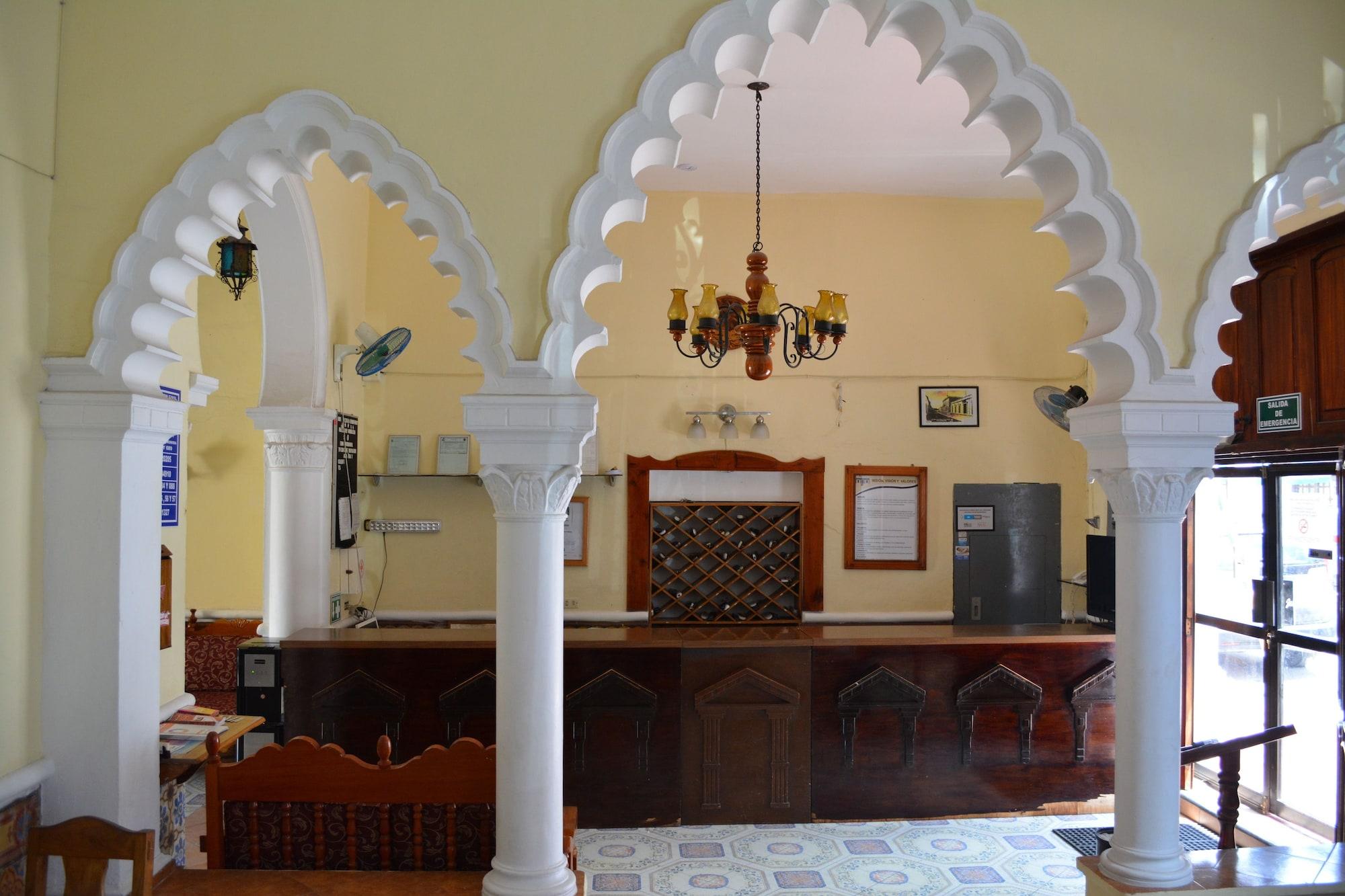 Vista Lobby Hotel Victoria