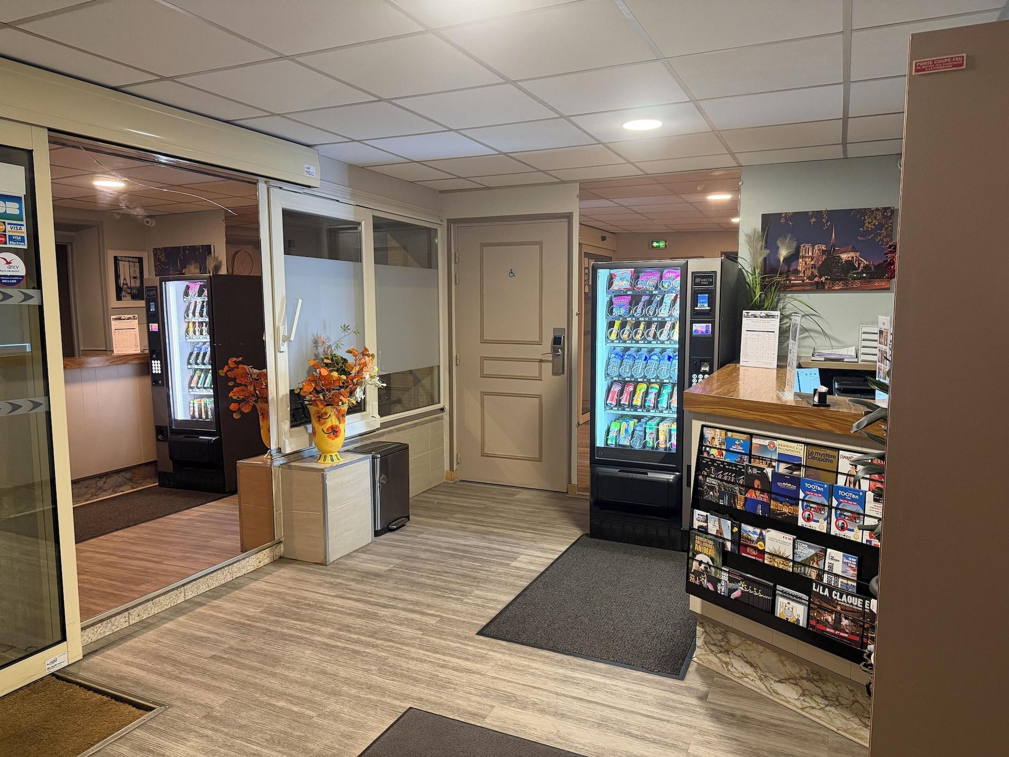 Vista Lobby Jarry