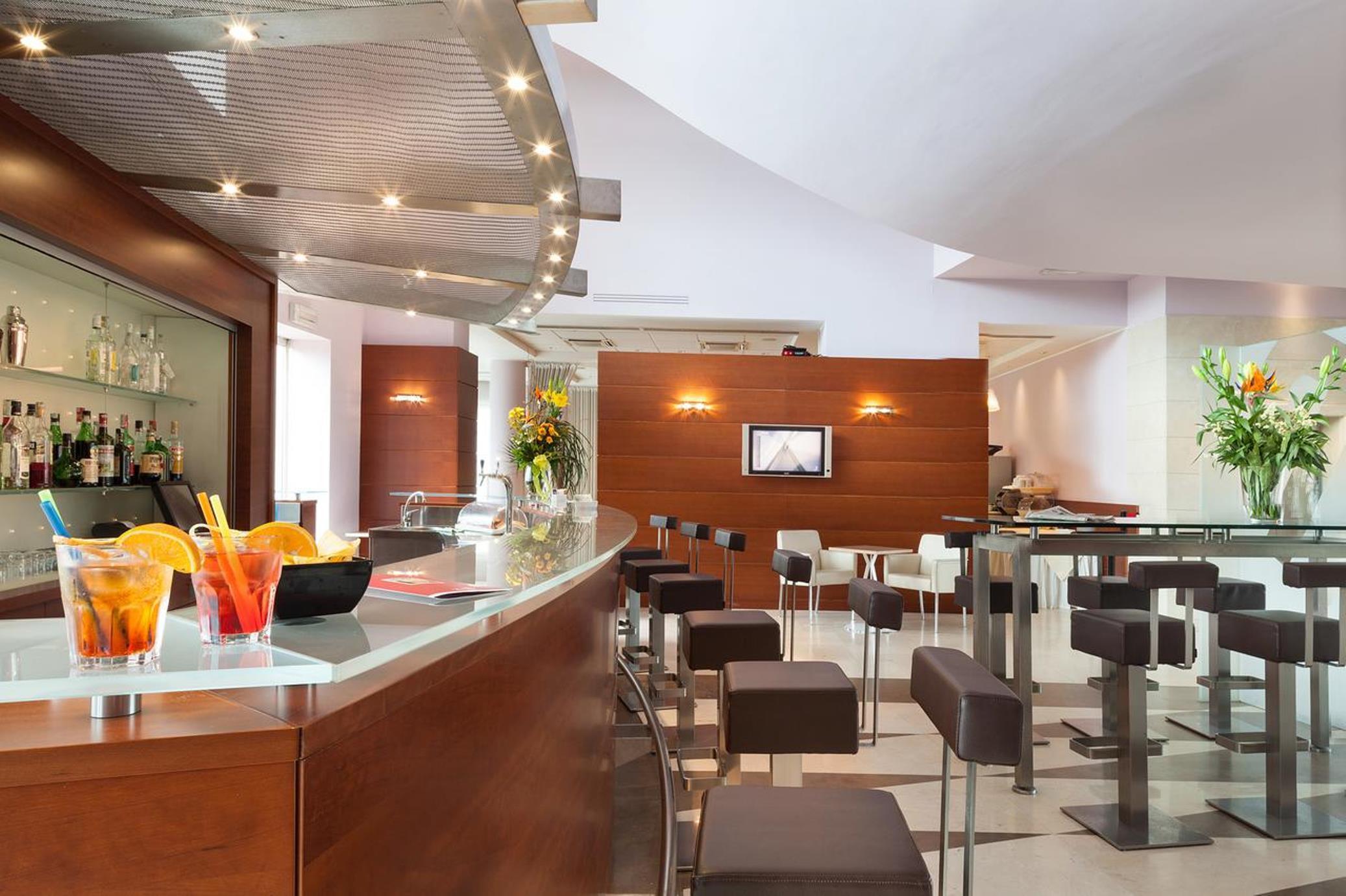 Bar/Salón Hotel Rafael