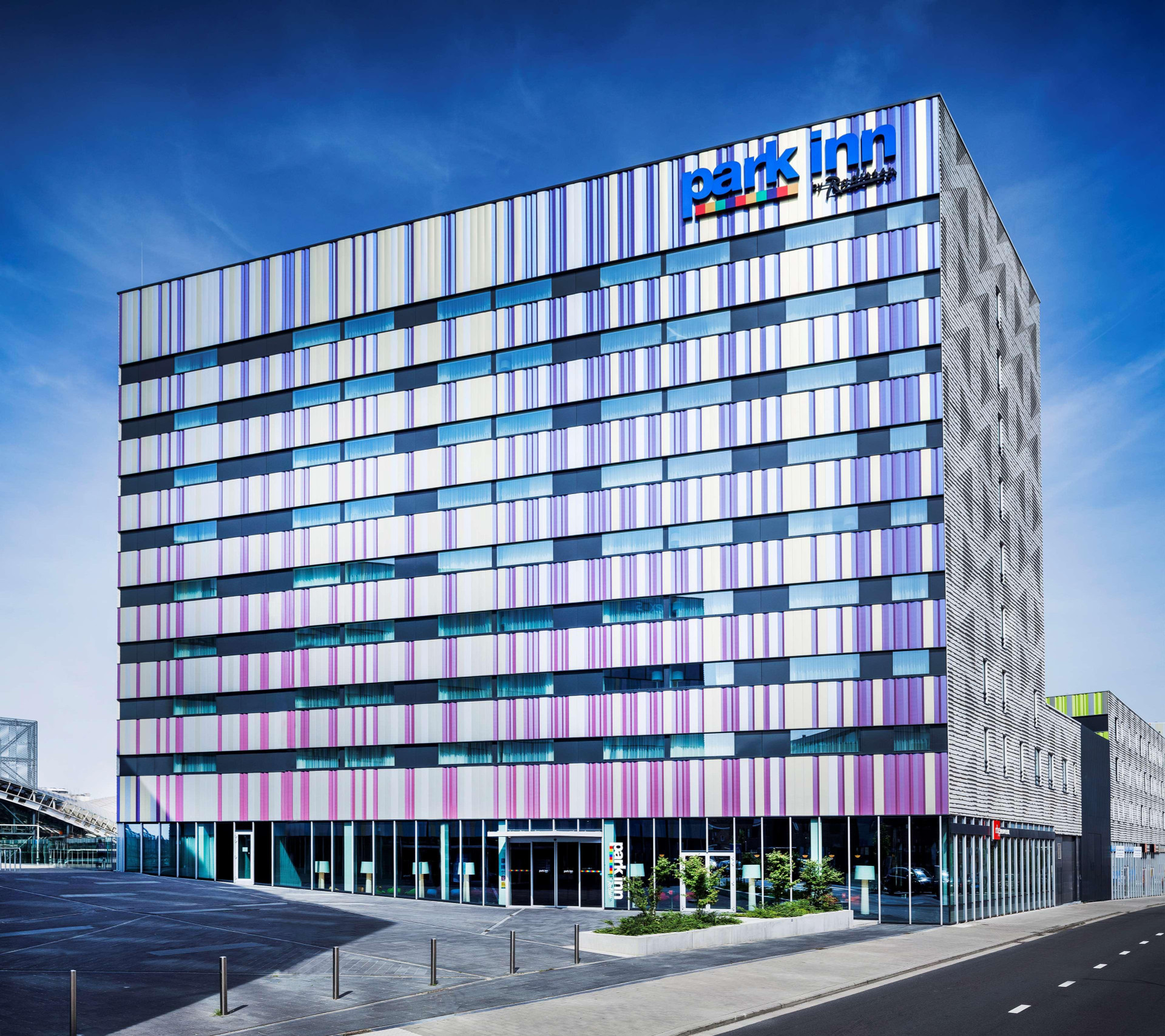 Vista Exterior Park Inn By Radisson Leuven