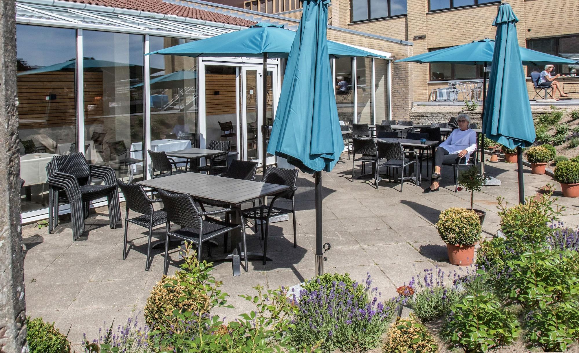 Restaurant Hotel 6400