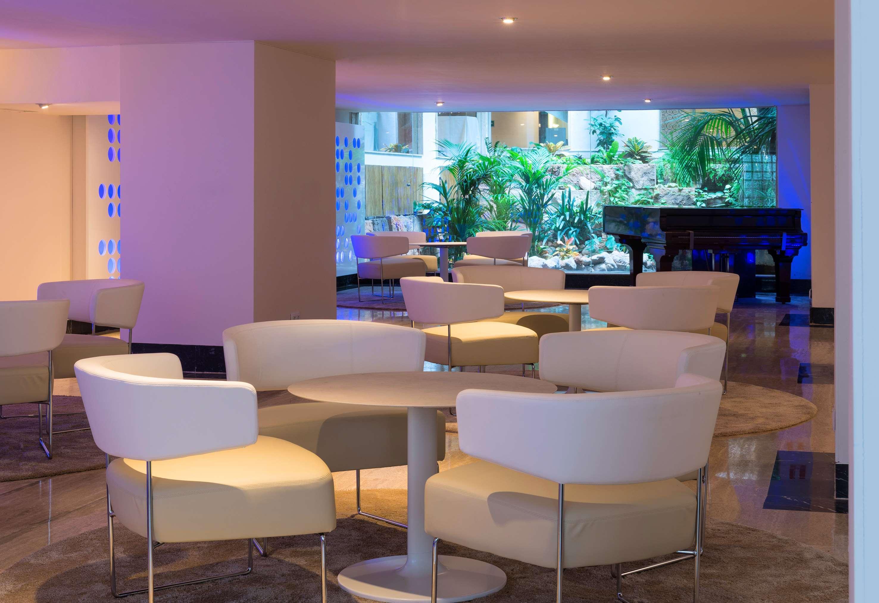 Vista Lobby Hotel Palma Bellver Affiliated by Meliá