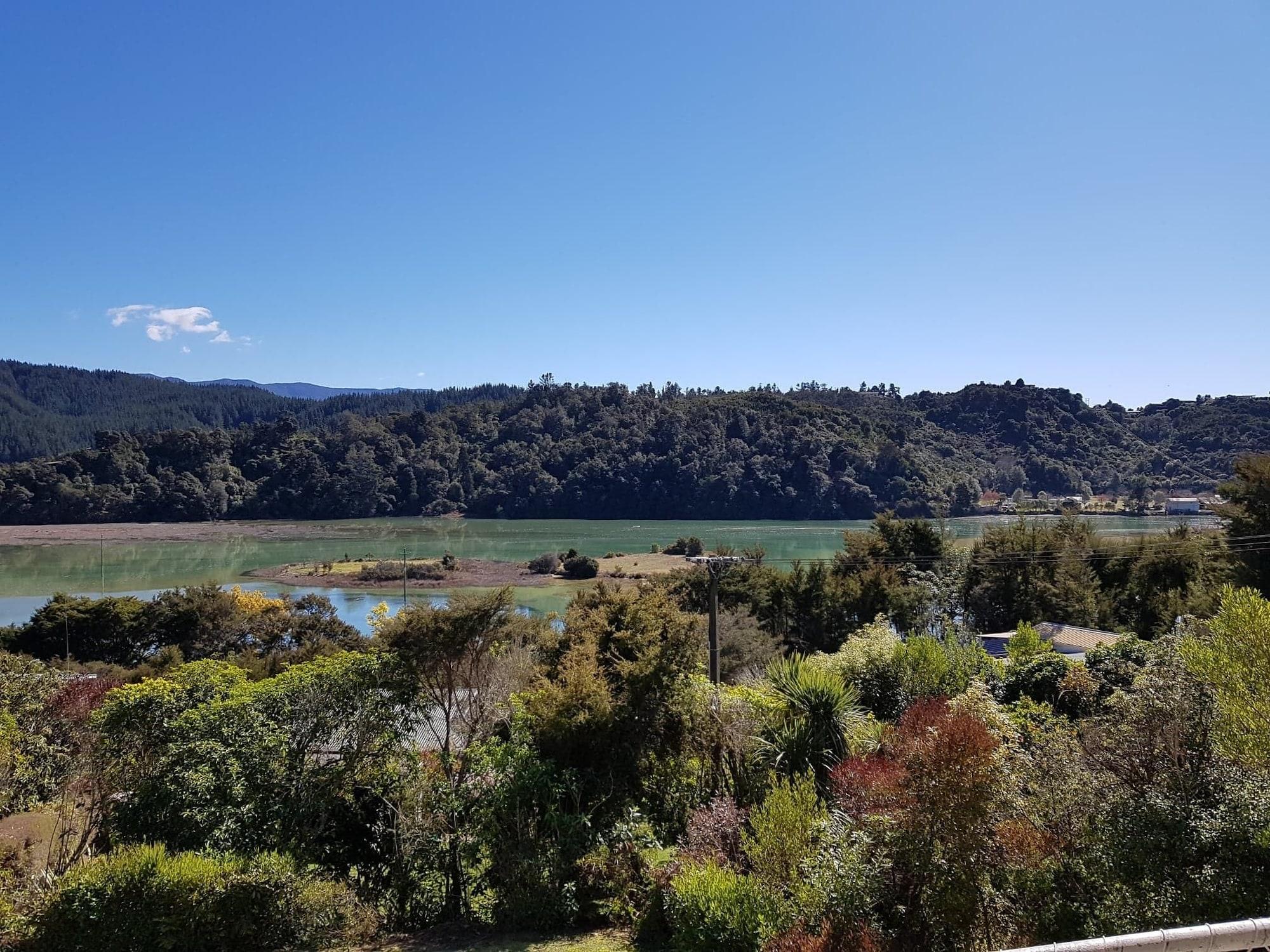 Varios Kaiteriteri Abel Tasman Inlet Views