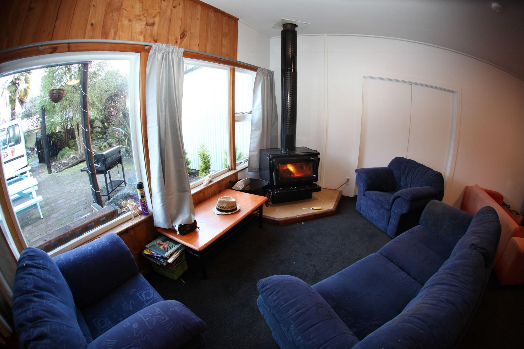 Comodidades del Alojamiento Adventure Inn Marahau - Hostel