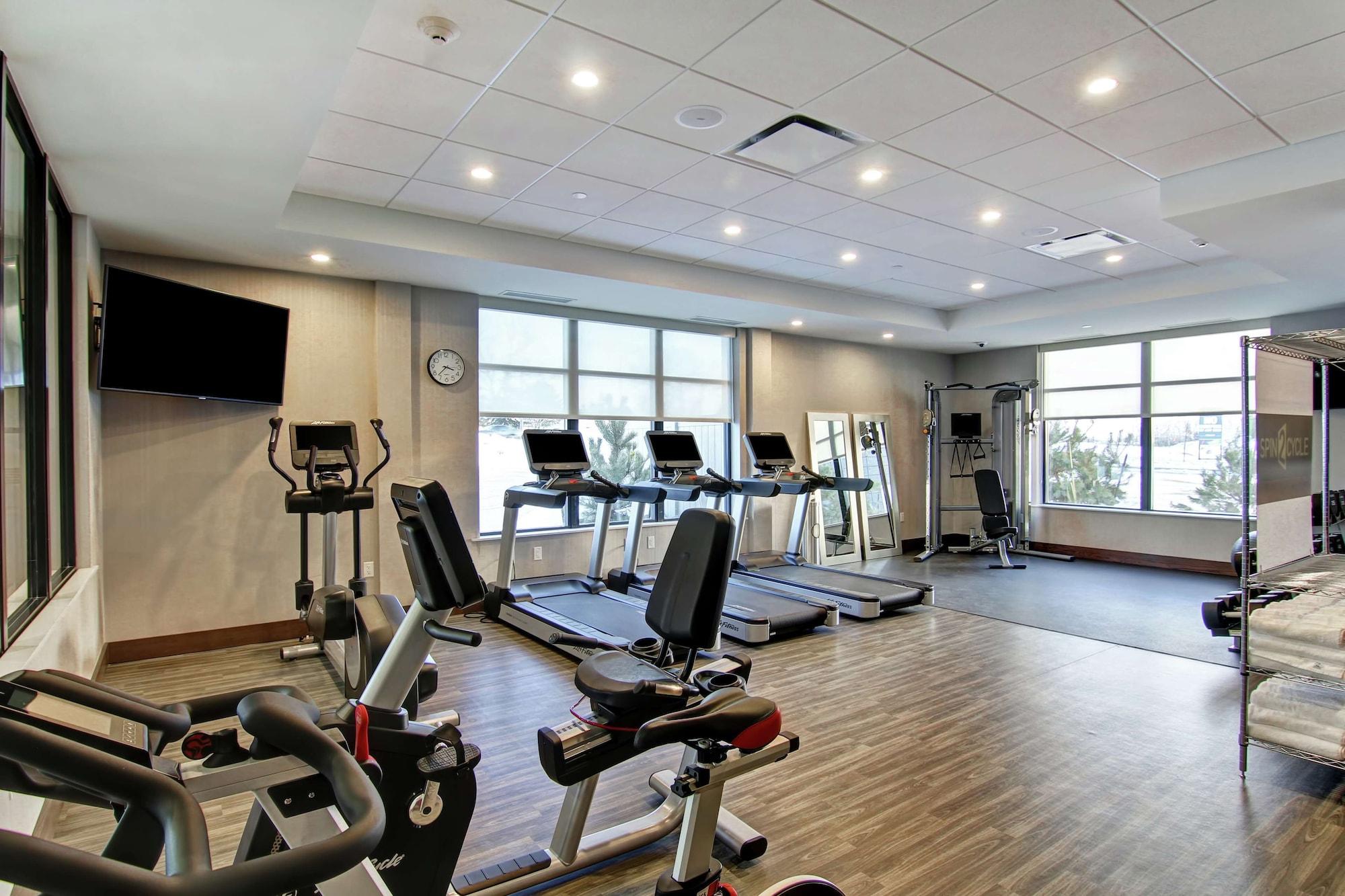 Gimnasio Home2 Suites by Hilton Edmonton South